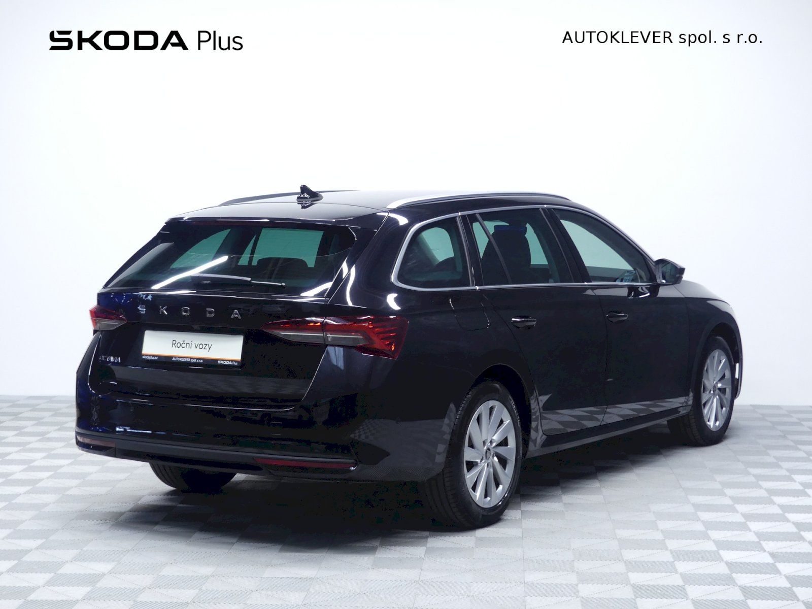 Škoda Octavia, Top Selection 1.5TSI 110kW Com - fotka 2