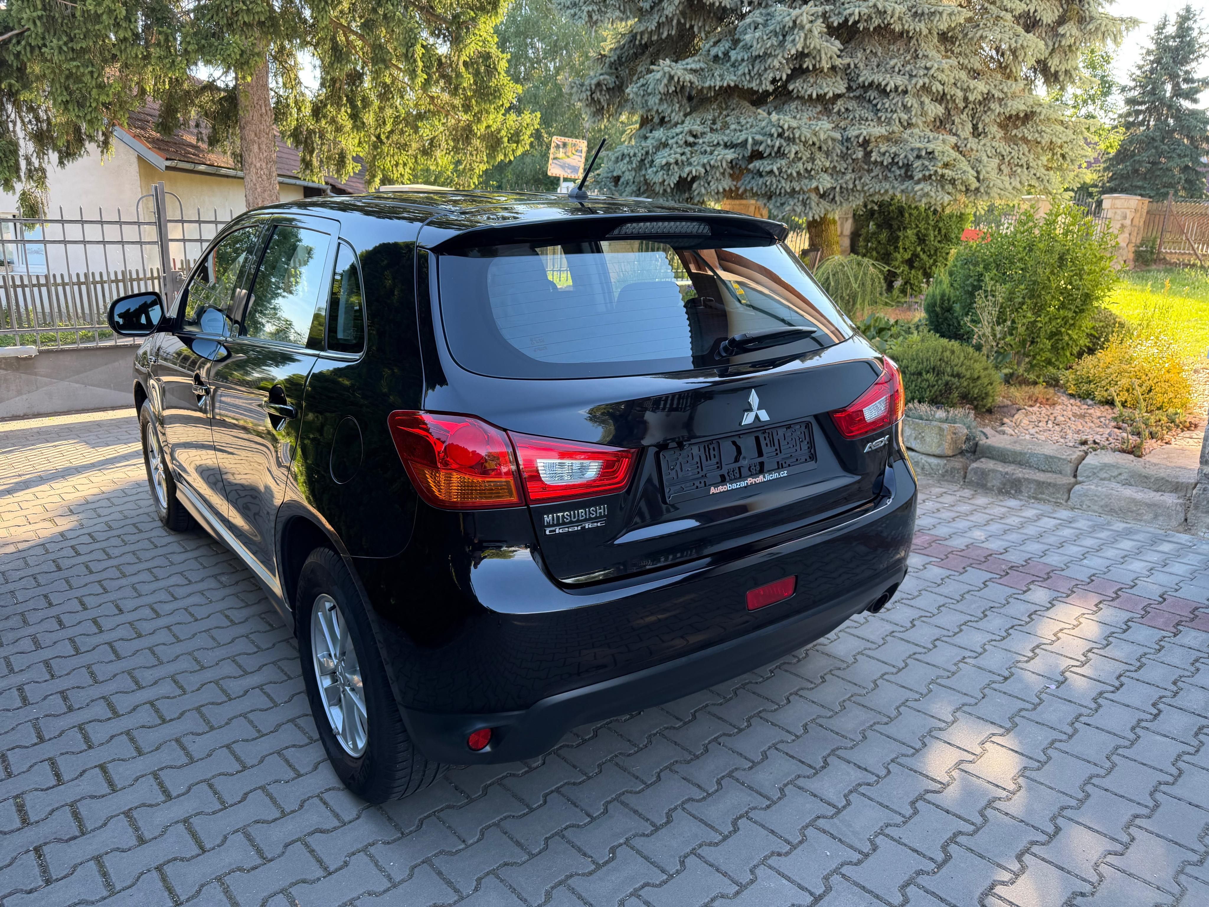 Mitsubishi ASX, 1,6i / 86kw pravidelný servis - fotka 6