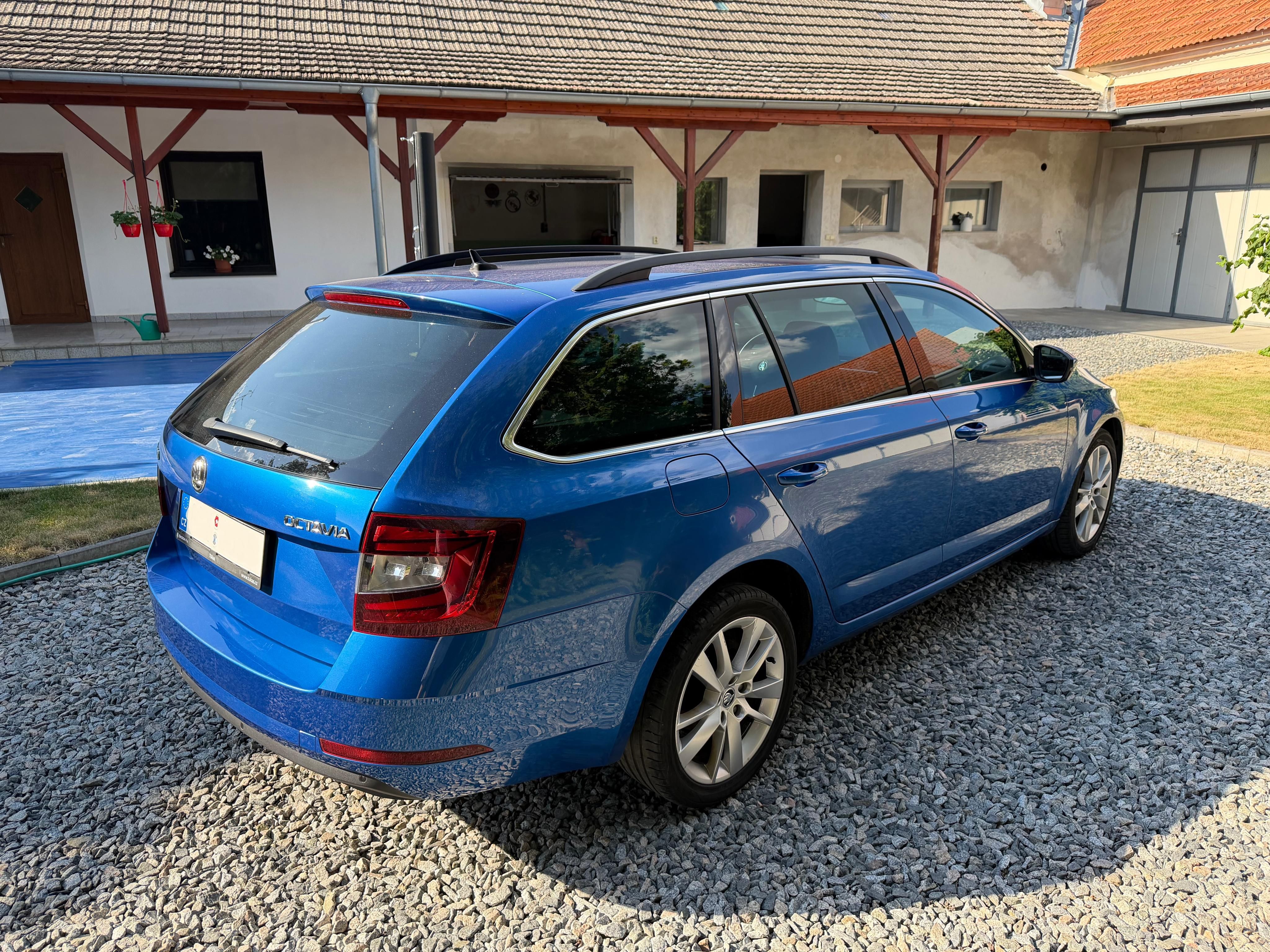 Škoda Octavia, 2.0 TDI 110kW Style Combi - fotka 6