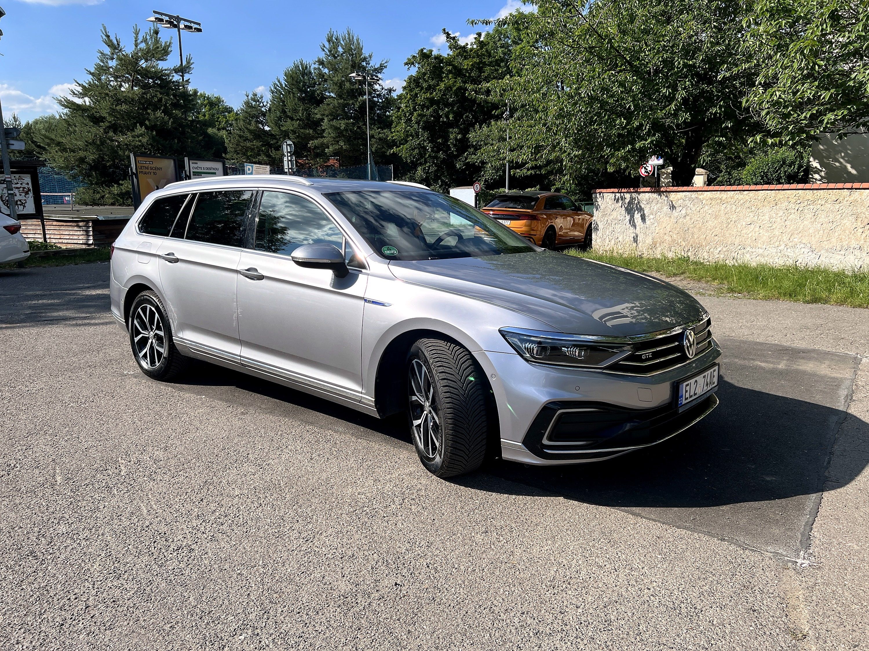 Volkswagen Passat, VW Passat Variant GTE 1majitel - fotka 5