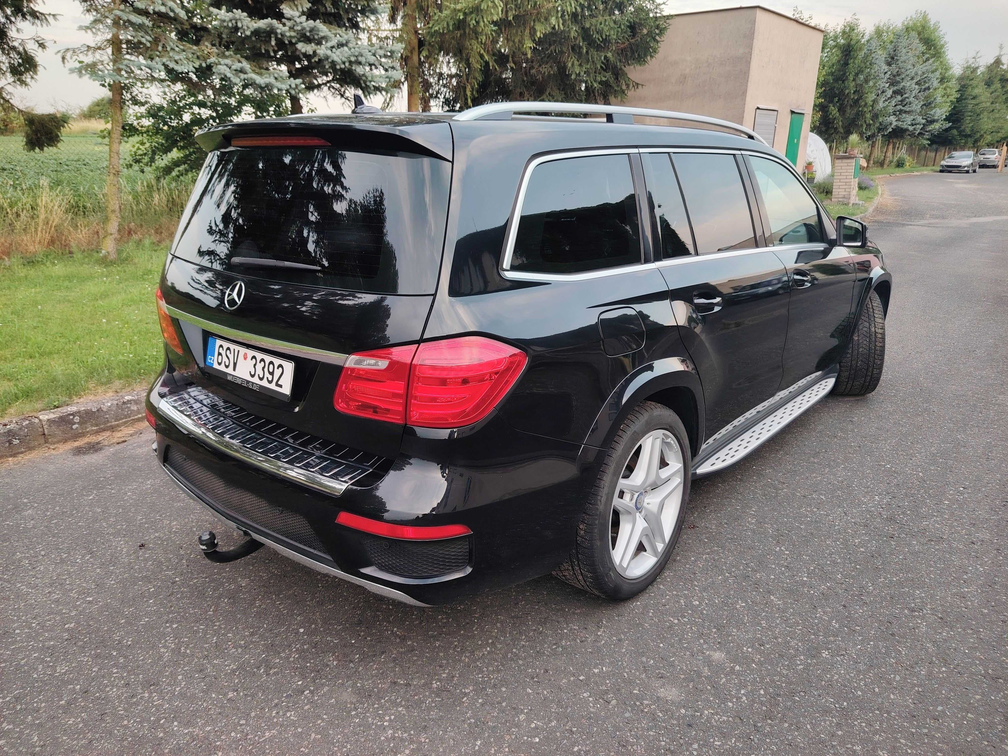 Mercedes-Benz GL, 350CDI AMG 21¨alu3,5t Tz 7míst - fotka 5