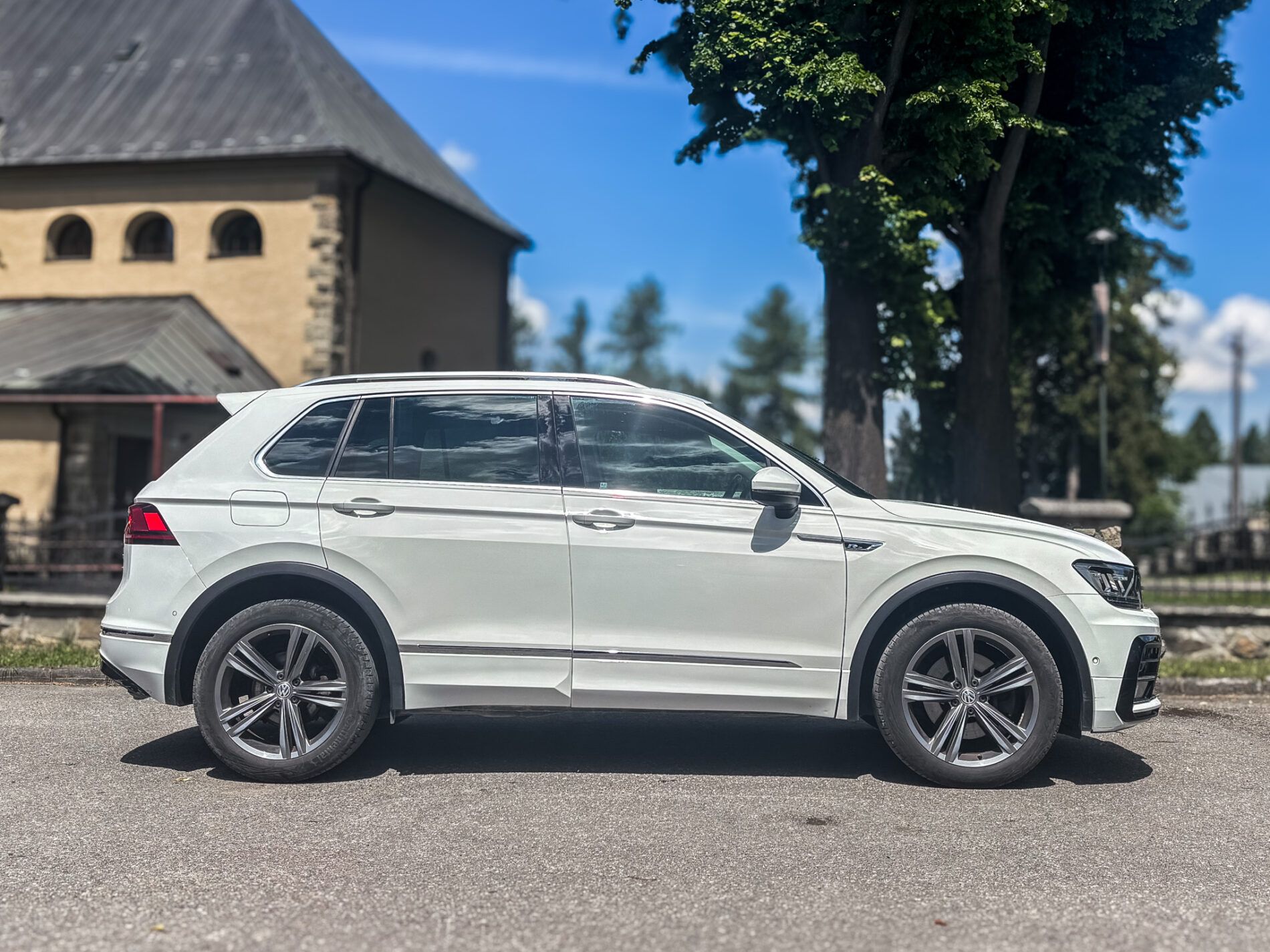 Volkswagen Tiguan - fotka 4