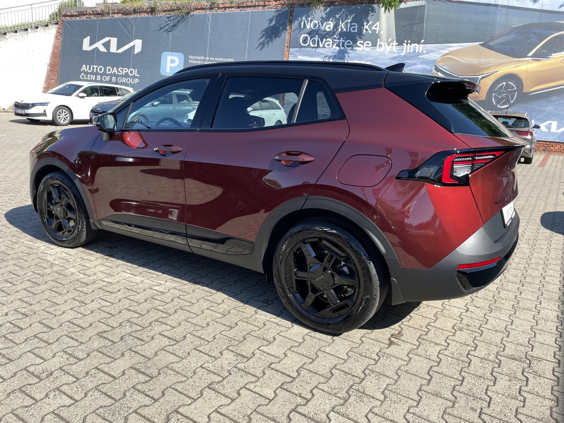 Kia Sportage, 4x4 BLACK EDITION 7DCT 132kW - fotka 5