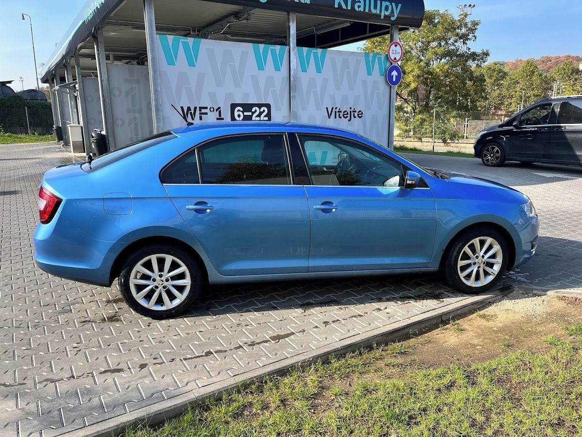 Škoda Rapid, 1,6 TDI 85kW modrá met.