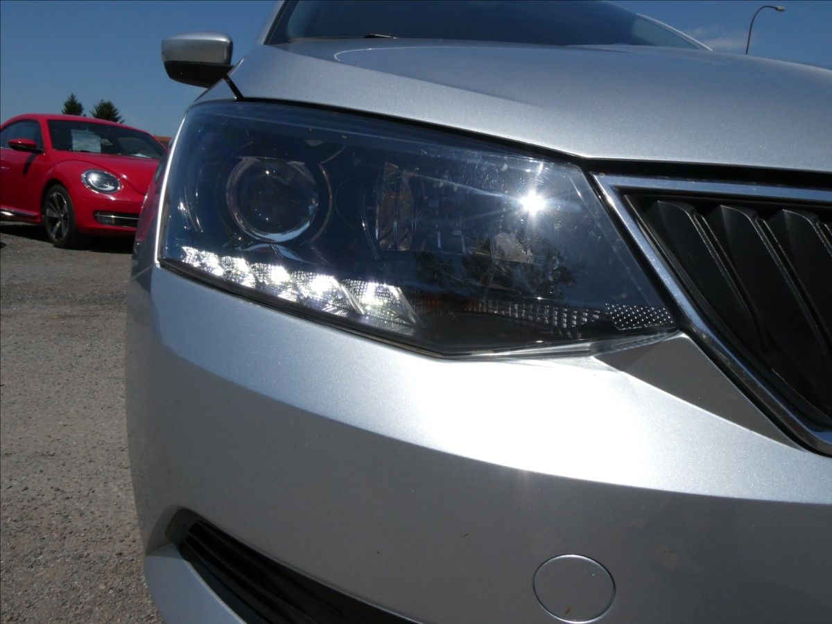 Škoda Fabia, 1,2 TSI DSG 1.majitel,serviska - fotka 5