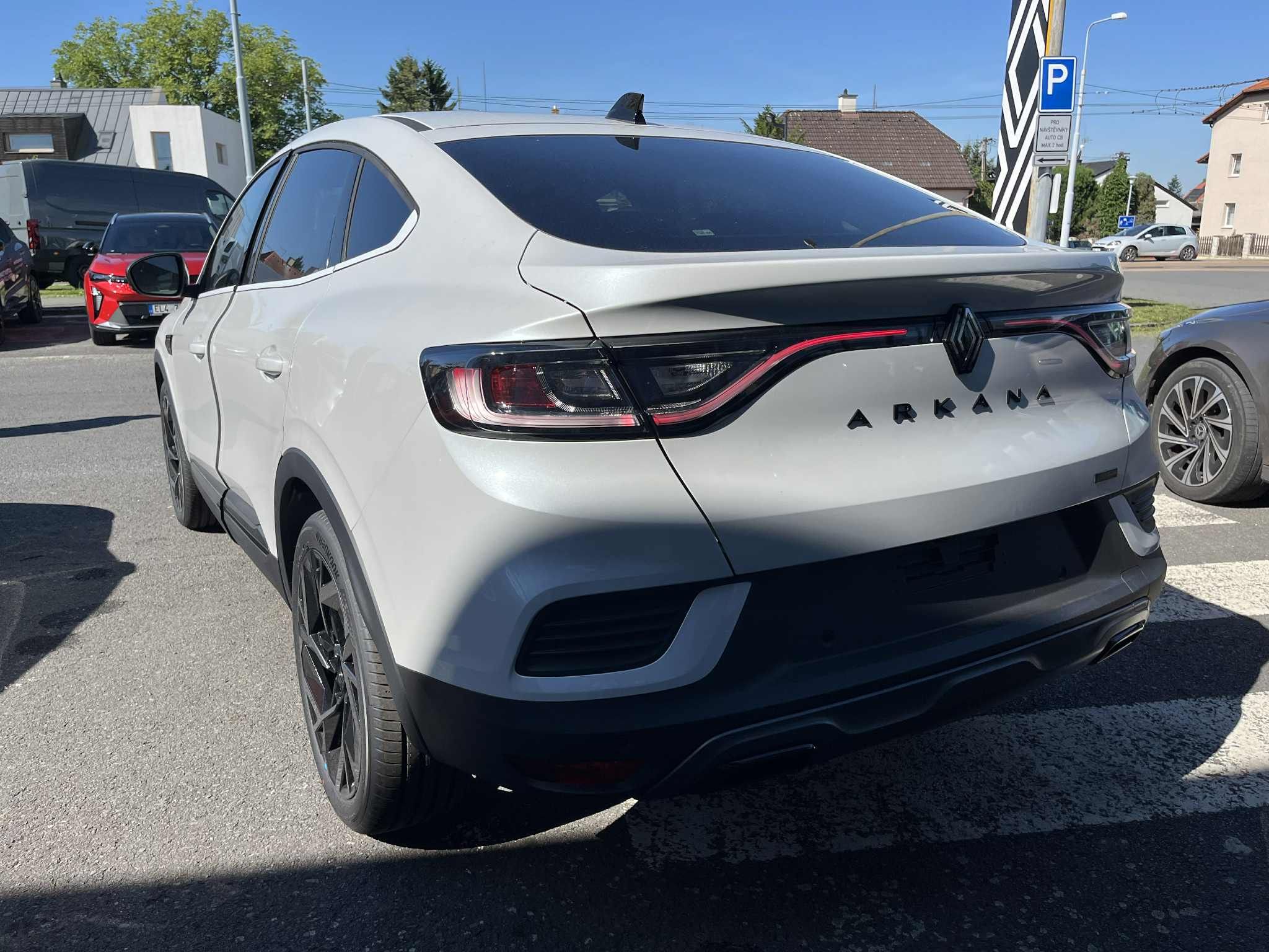 Renault Arkana, esprit Alpine E-Tech full hybr - fotka 6