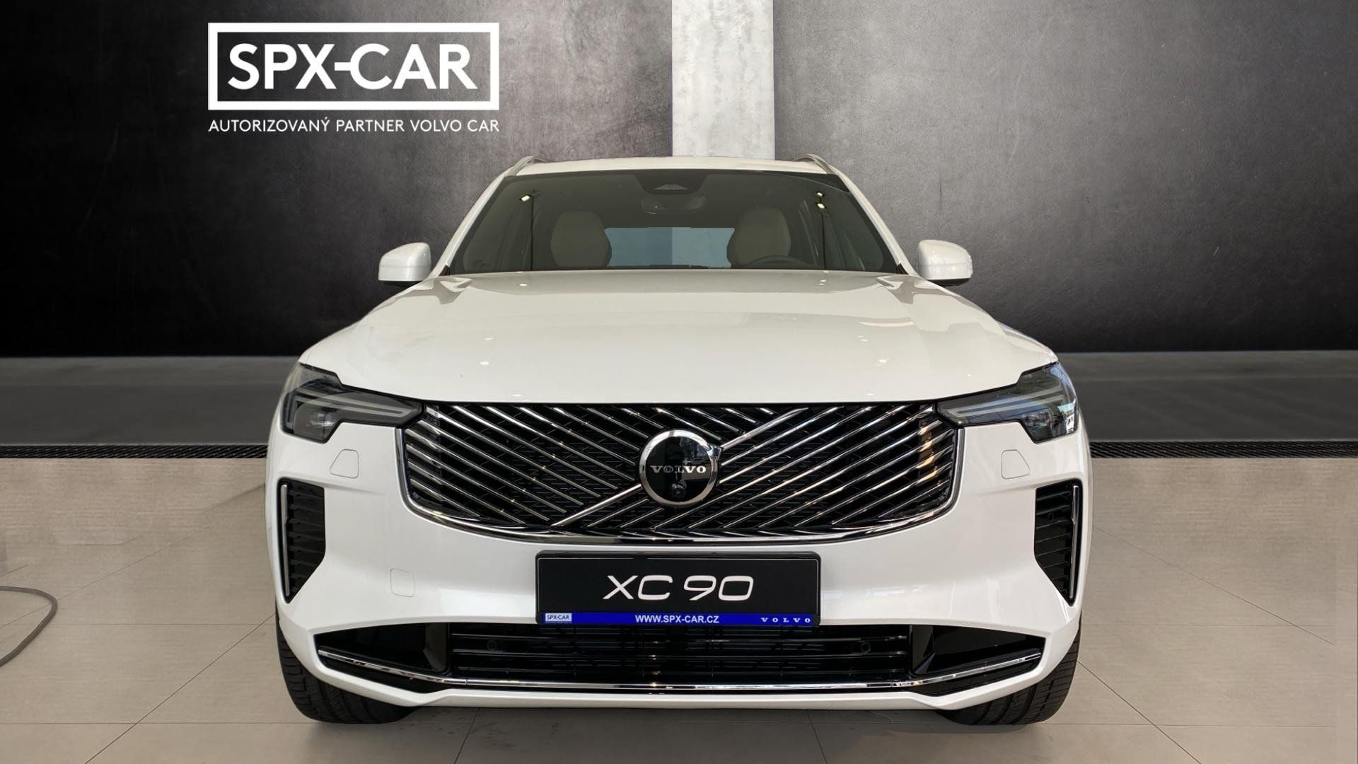 Volvo XC90, ULTRA BRIGHT, T8 AWD, 228+107 - fotka 2
