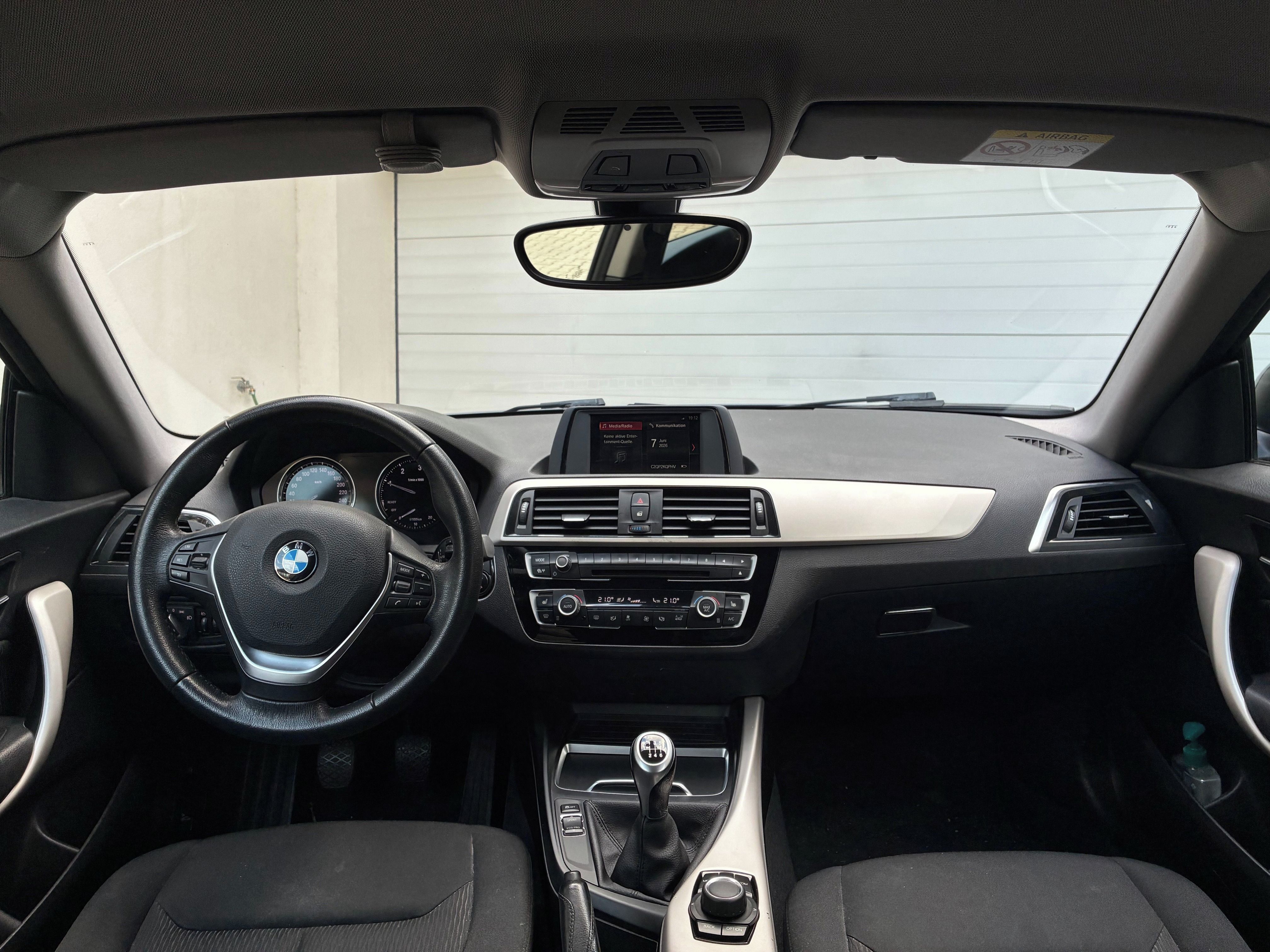 BMW Řada 1, BMW 116d coupe 2017 manual - fotka 6