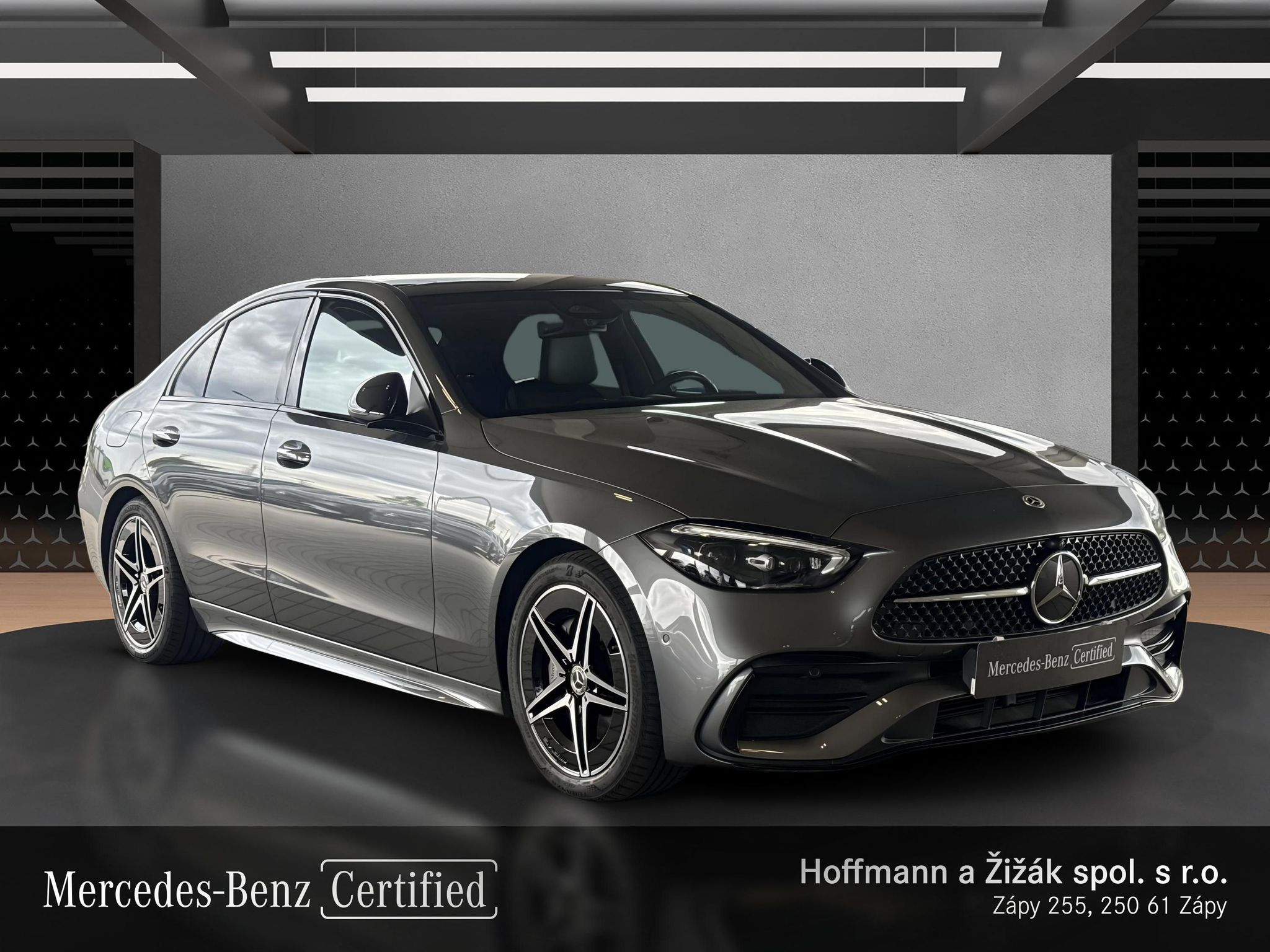 Mercedes-Benz Třídy C, 220d AMG Premium Plus - fotka 3