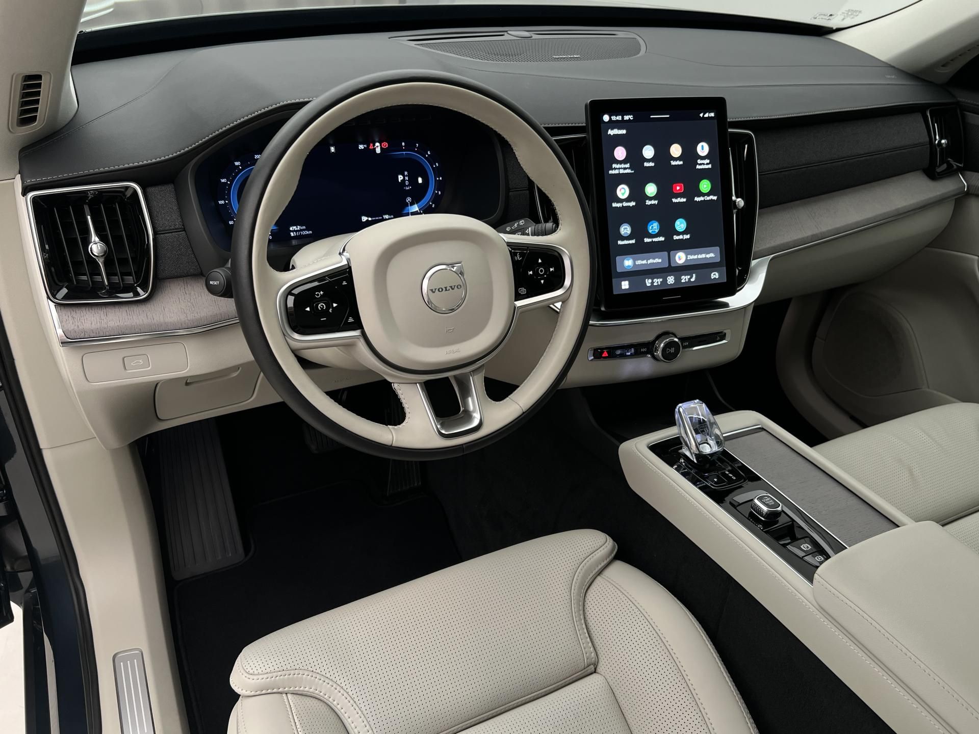 Volvo XC90, B5 AWD BRIGHT PLUS 7 MÍST - fotka 4
