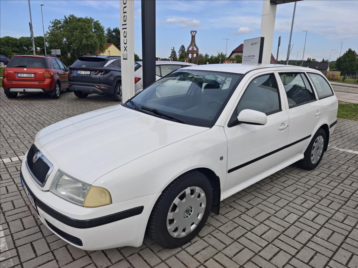 Škoda Octavia, 1,9 TDI 81kW  Combi Ambiente - fotka 2