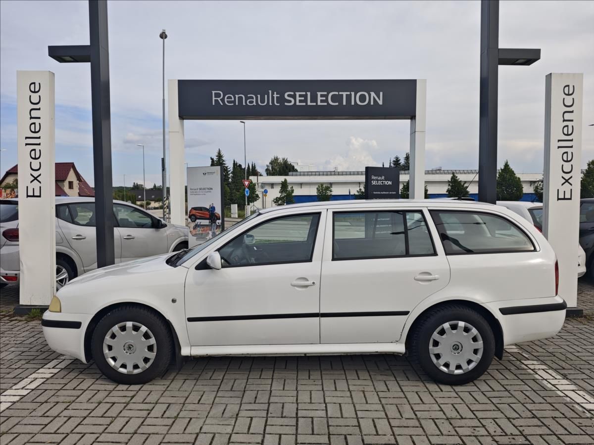 Škoda Octavia, 1,9 TDI 81kW  Combi Ambiente - fotka 3