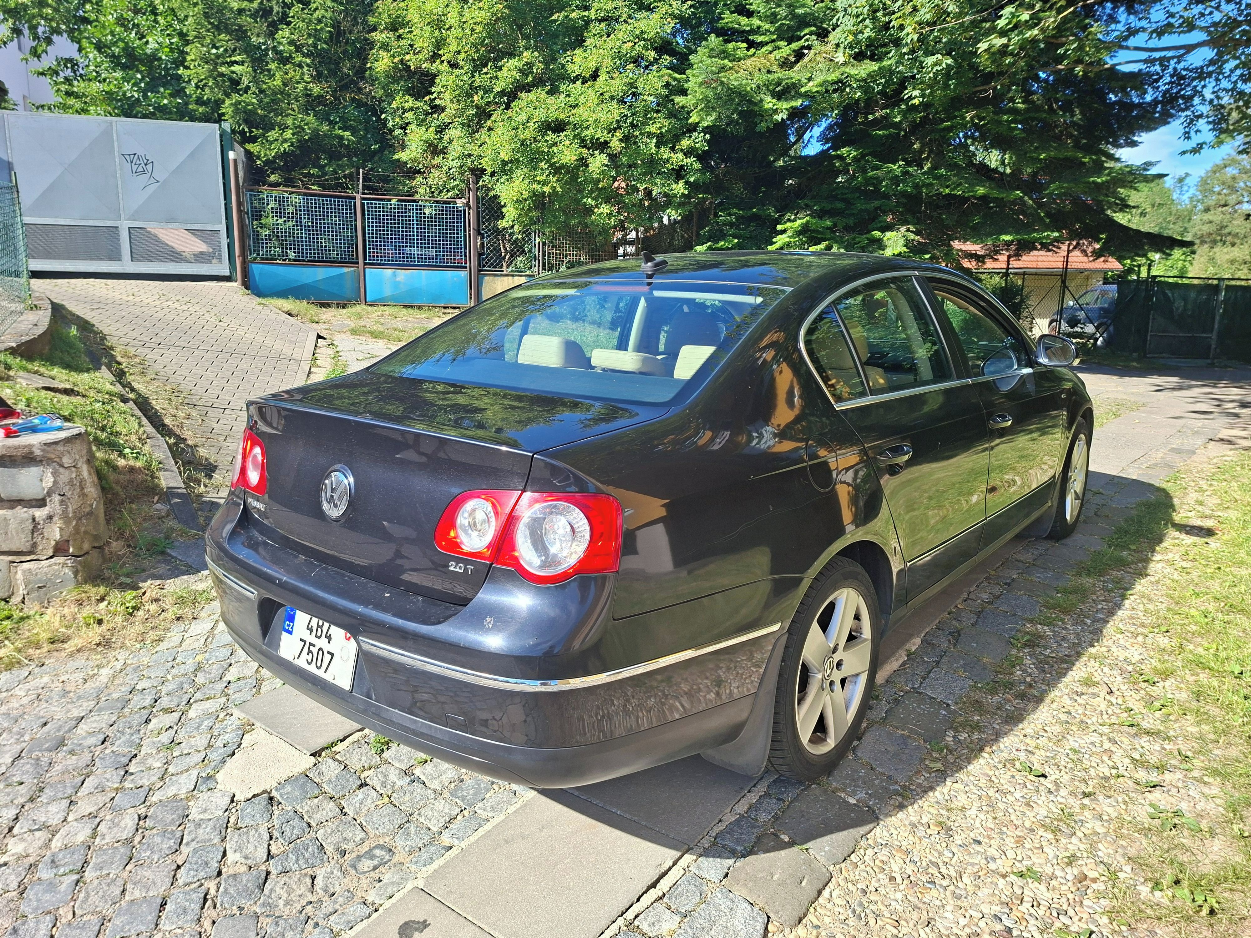 Volkswagen Passat, VW PASSAT 2,0 TFSI - fotka 4