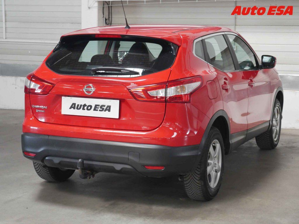 Nissan Qashqai, 1.2 DIG - T,ČR - fotka 6