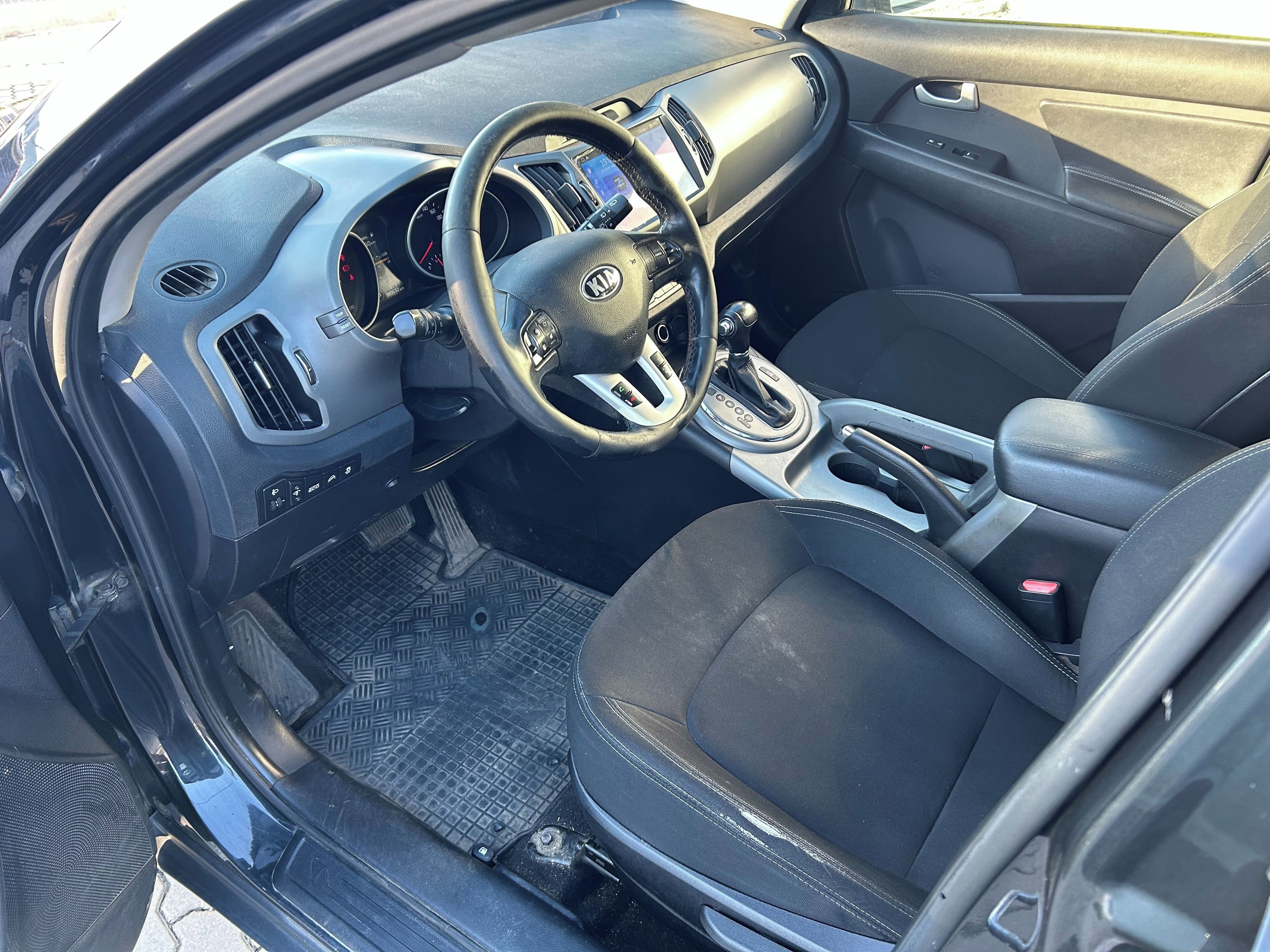 Kia Sportage, 2.0CRDI / 4x4 / Automat - fotka 6