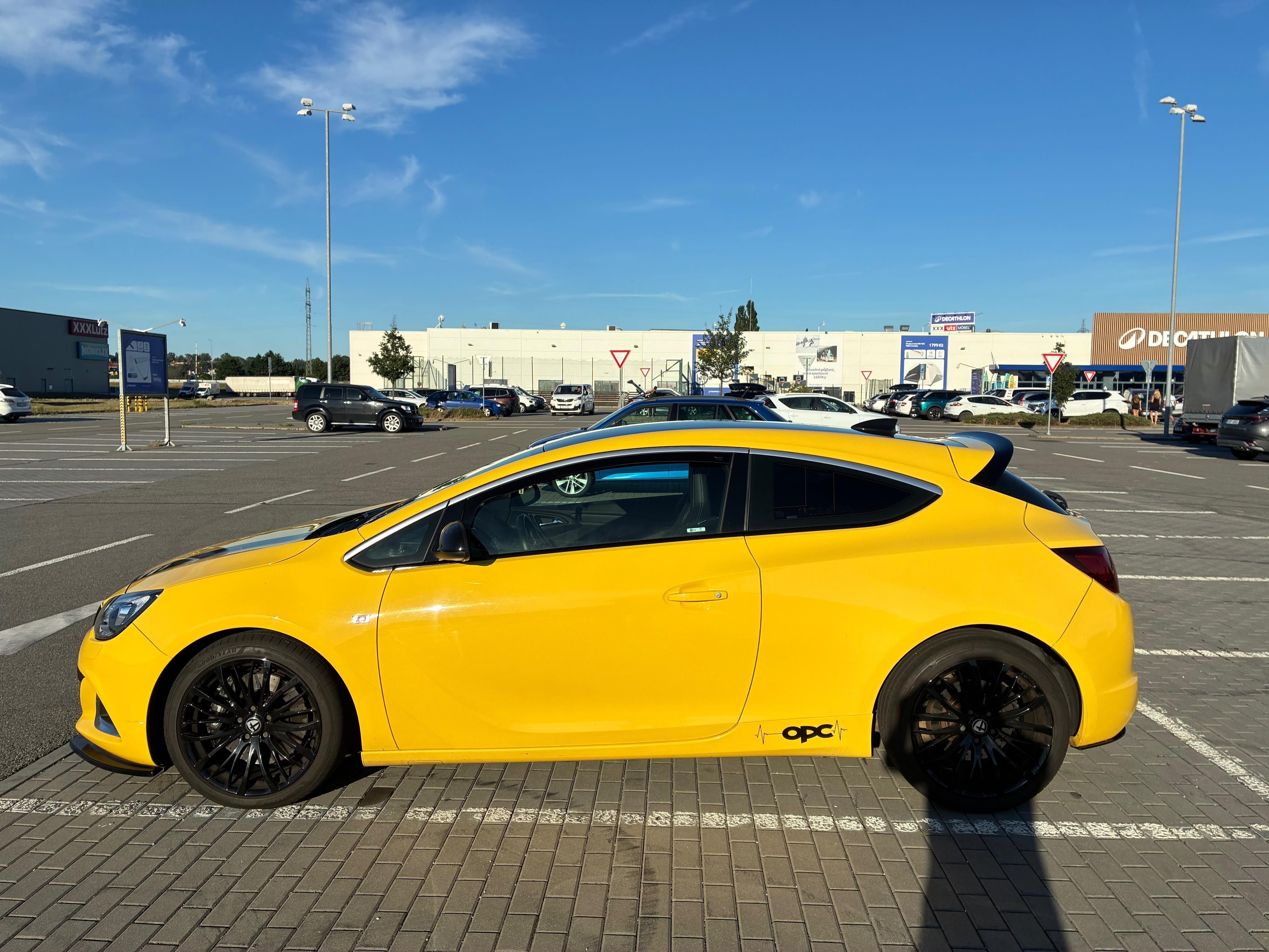 Opel Astra, J GTC OPC 2.0 Turbo | 2018 - fotka 4