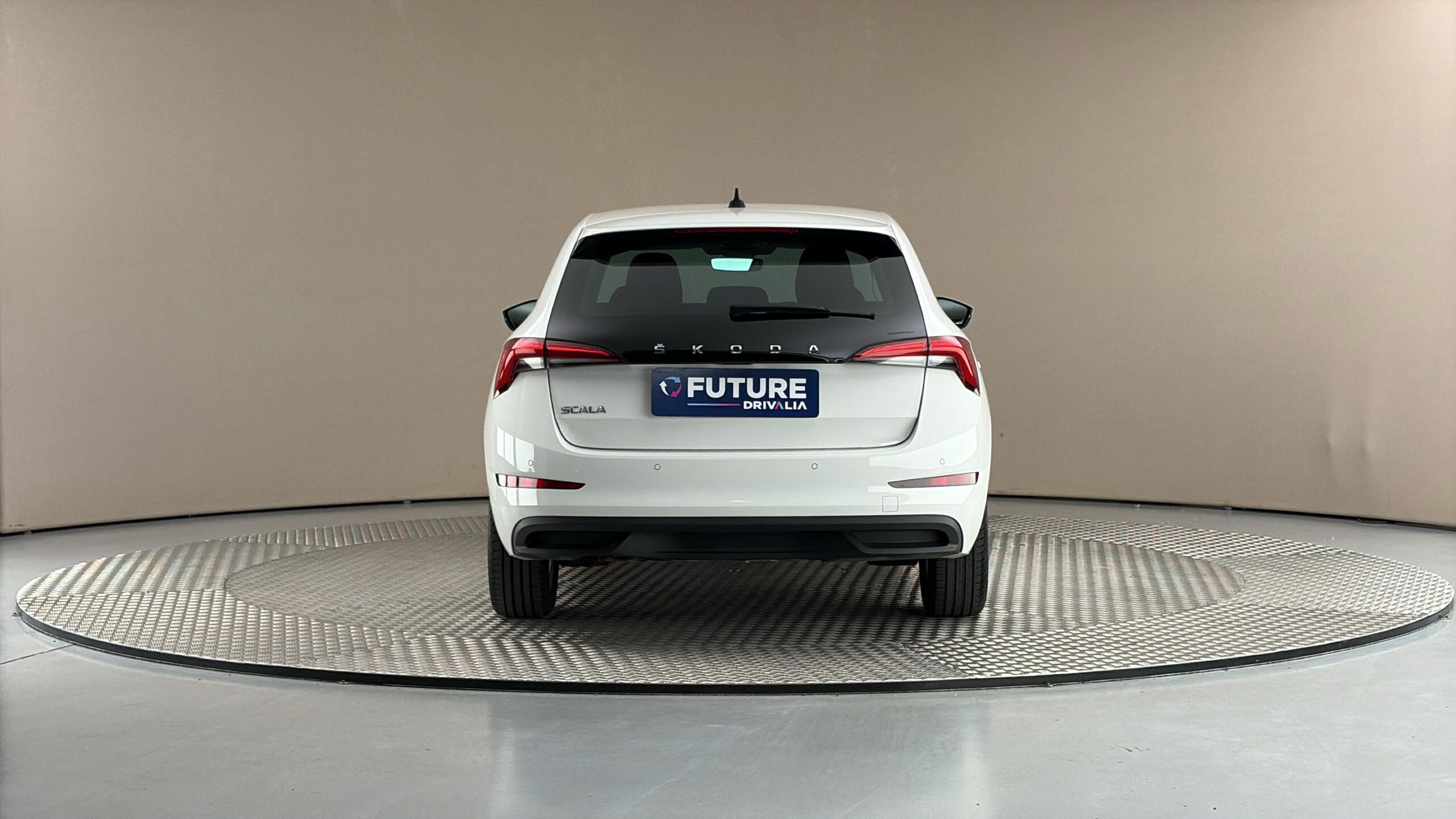 Škoda Scala, 1.5 TSI DSG Style - fotka 5
