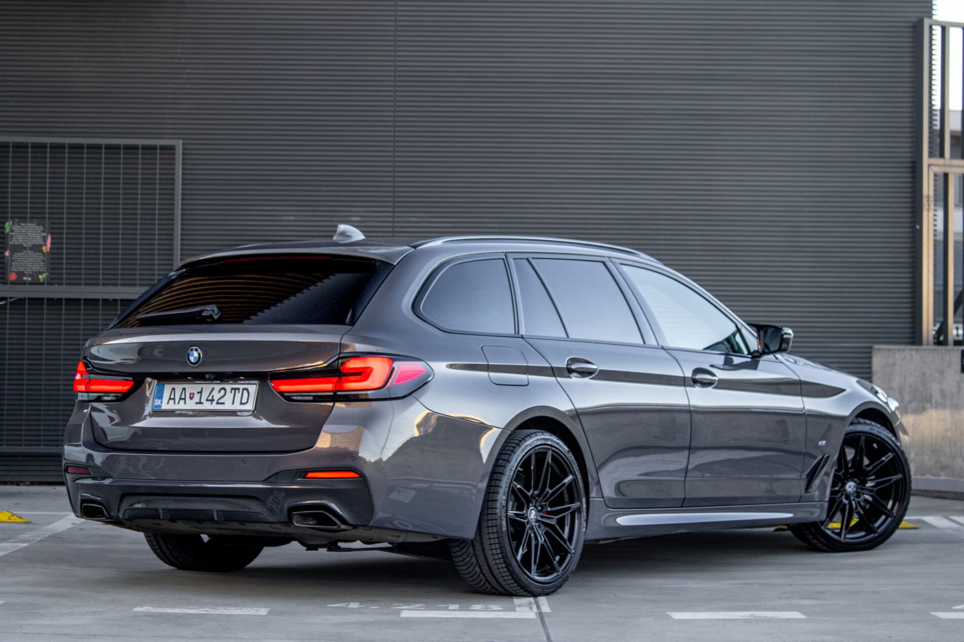 BMW, rad 5 Touring - fotka 5