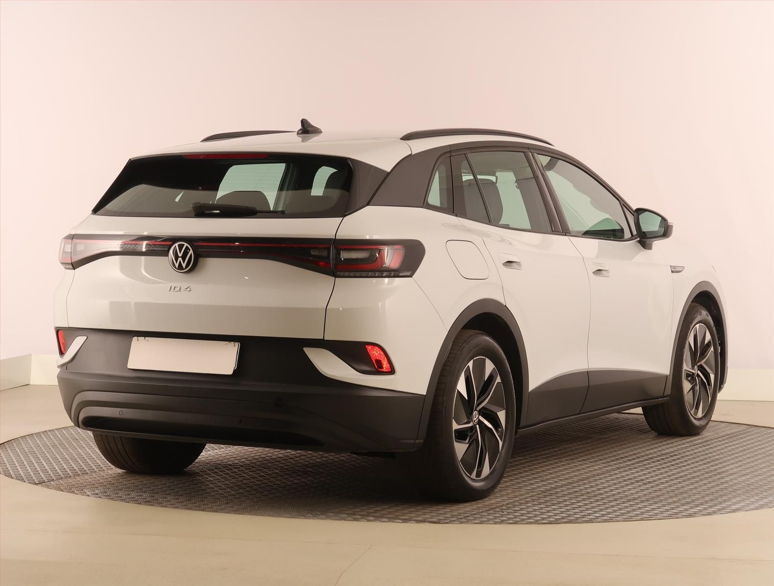 Volkswagen ID.4, Pro Perf. (82 kWh), SoH 92% - fotka 4