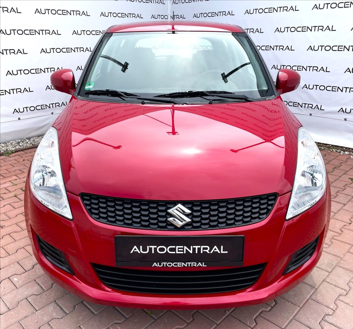 Suzuki Swift, 1,2 i,4x4,STK 6/28, serv.kn. - fotka 2