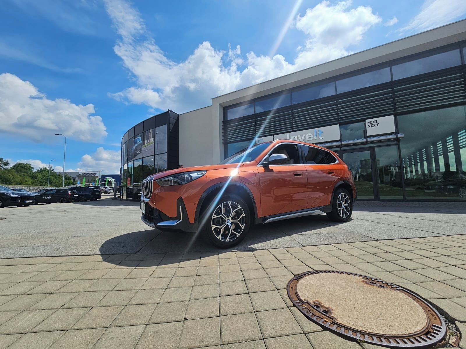 BMW X1, BMW X1, xDrive25e, střeš.okno - fotka 5