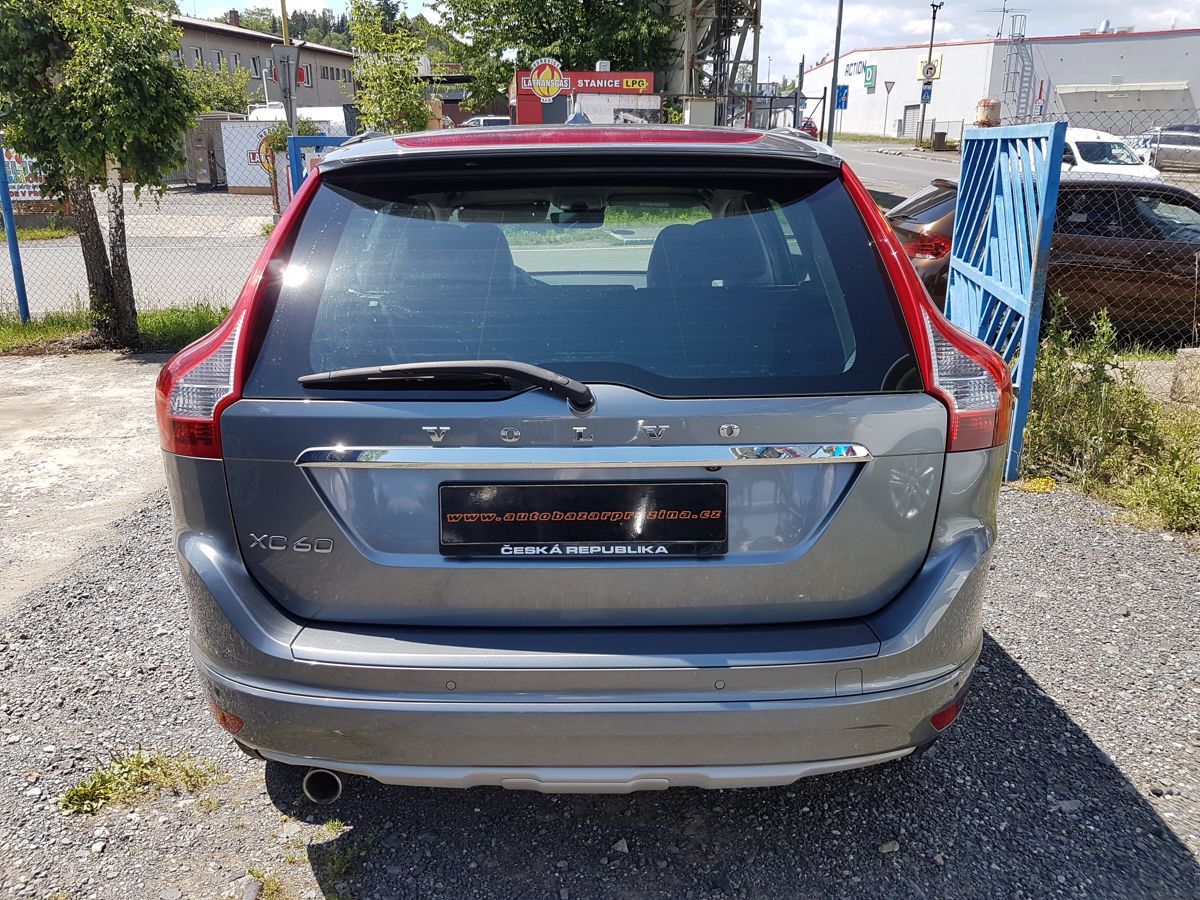 Volvo XC60, 2.0D 110KW NAVI EL.KUFR - fotka 5