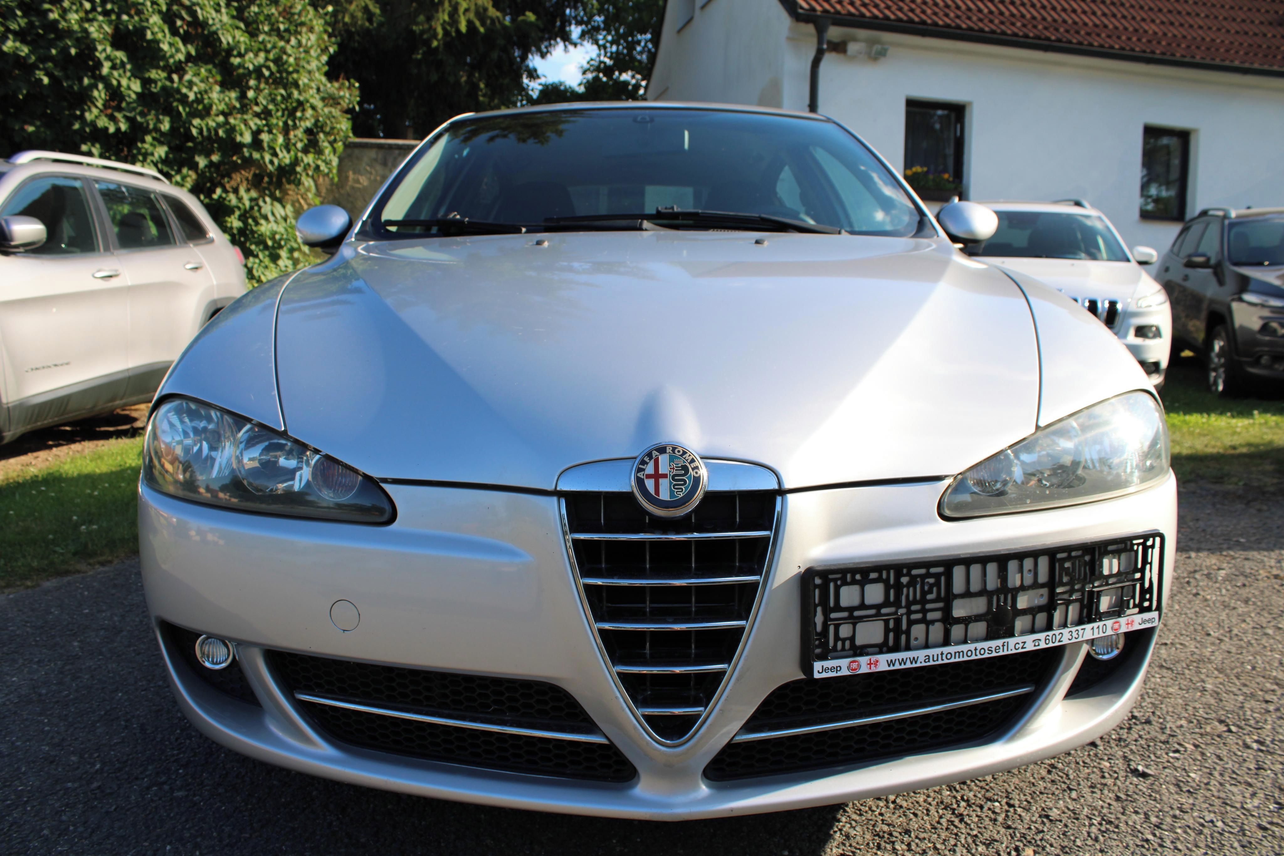 Alfa Romeo 147, 1,9 JTD 8V - fotka 4