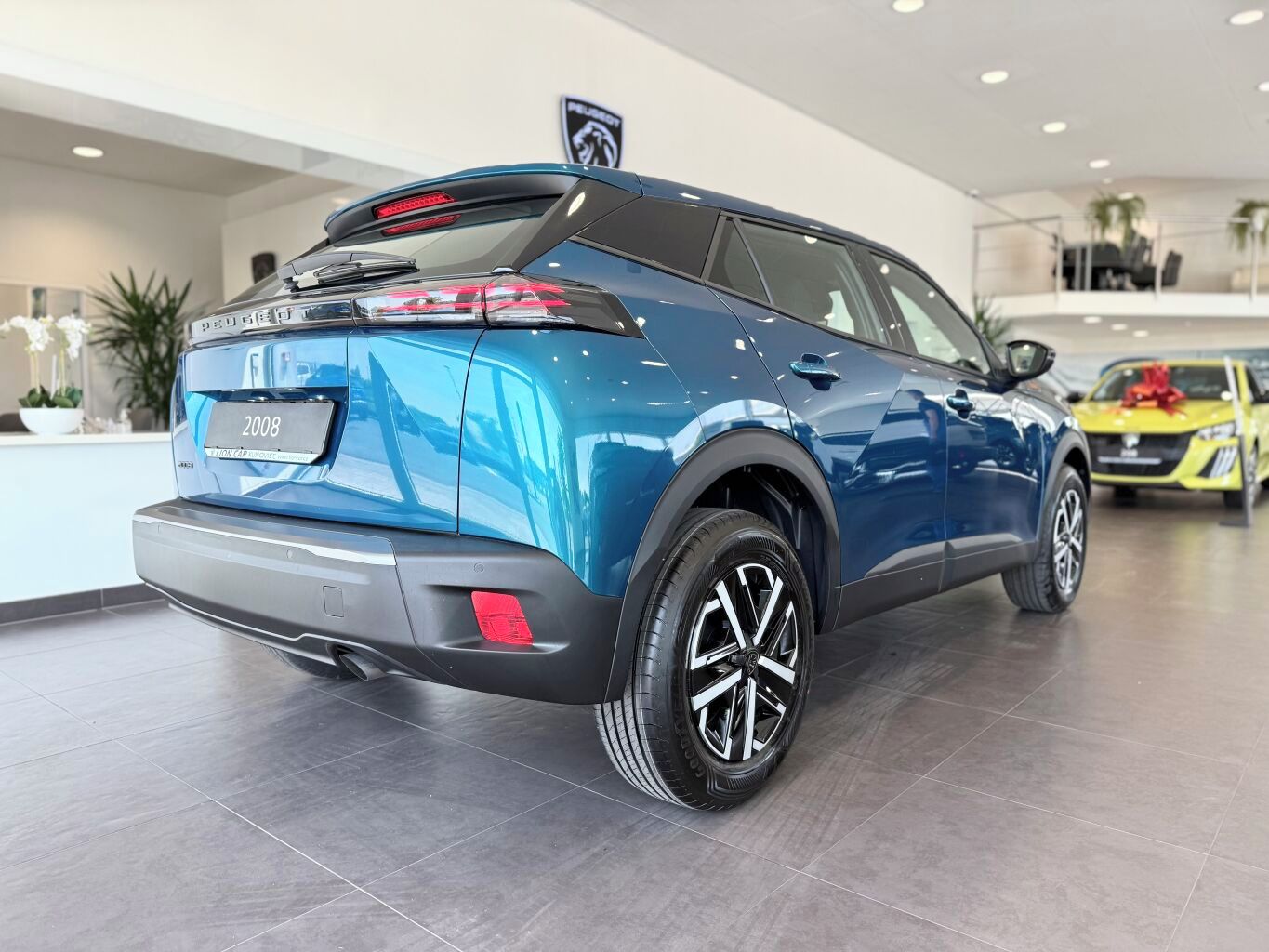 Peugeot 2008, BUSINESS Hybrid 110 e-DCS6 - fotka 5