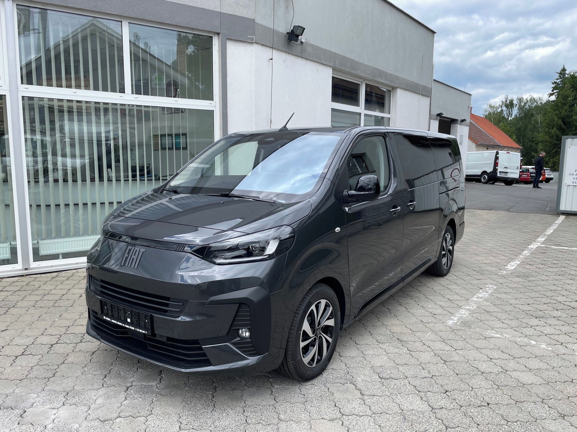 Fiat Ulysse, L3 2.2 MTJ 180K 8AT LaPrima - fotka 3