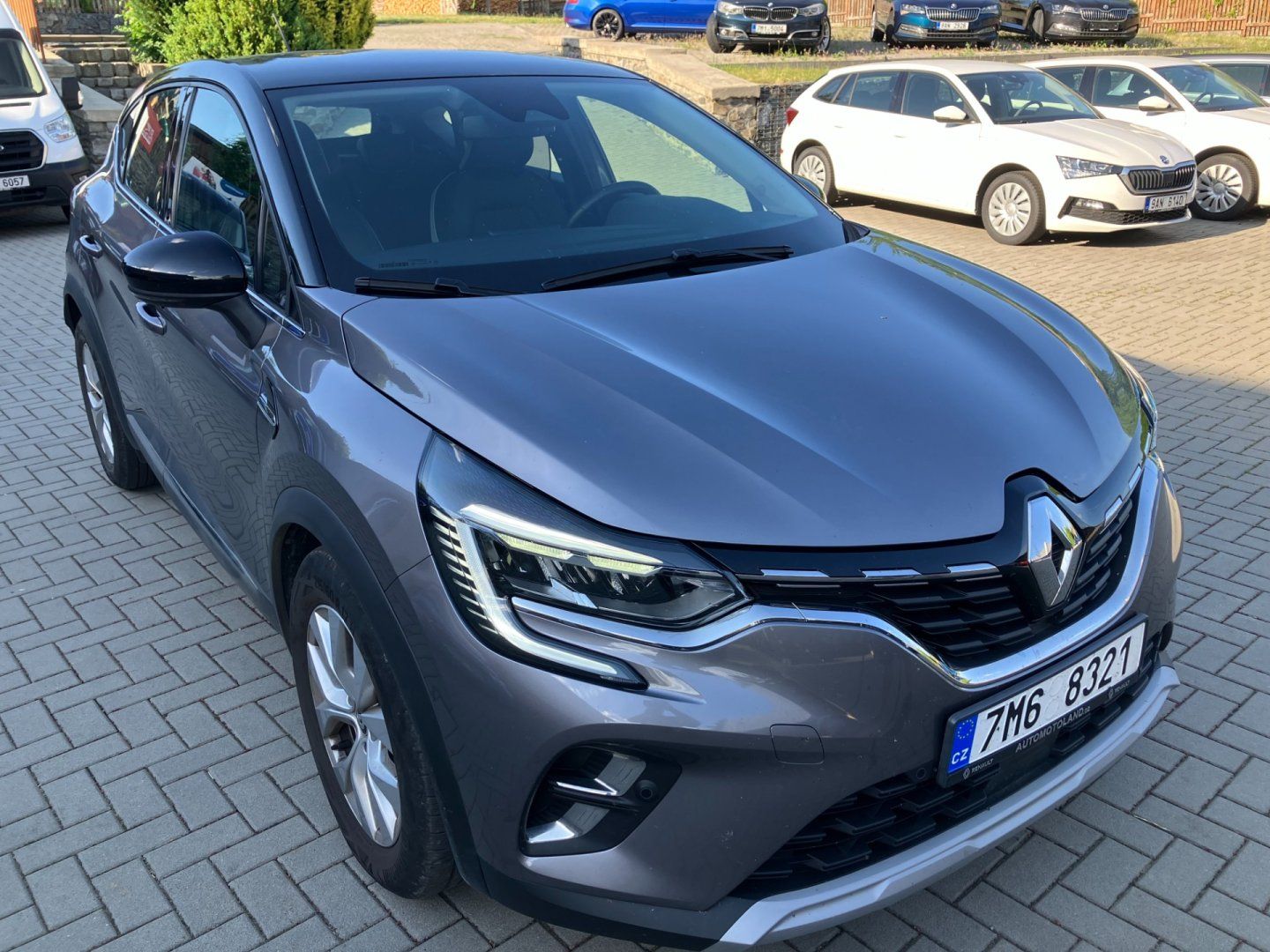 Renault Captur, INTENS TCE 140 EDC 1.MAJ.ČR