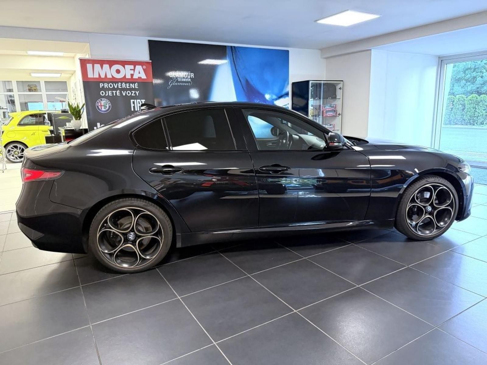 Alfa Romeo Giulia, 2.2 JTD 210k AT8 ZF Q4 4x4 - fotka 4