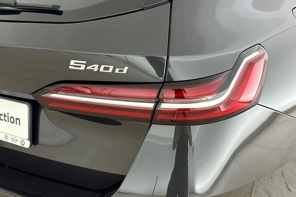 BMW Řada 5, 540d xDrive Touring - fotka 5