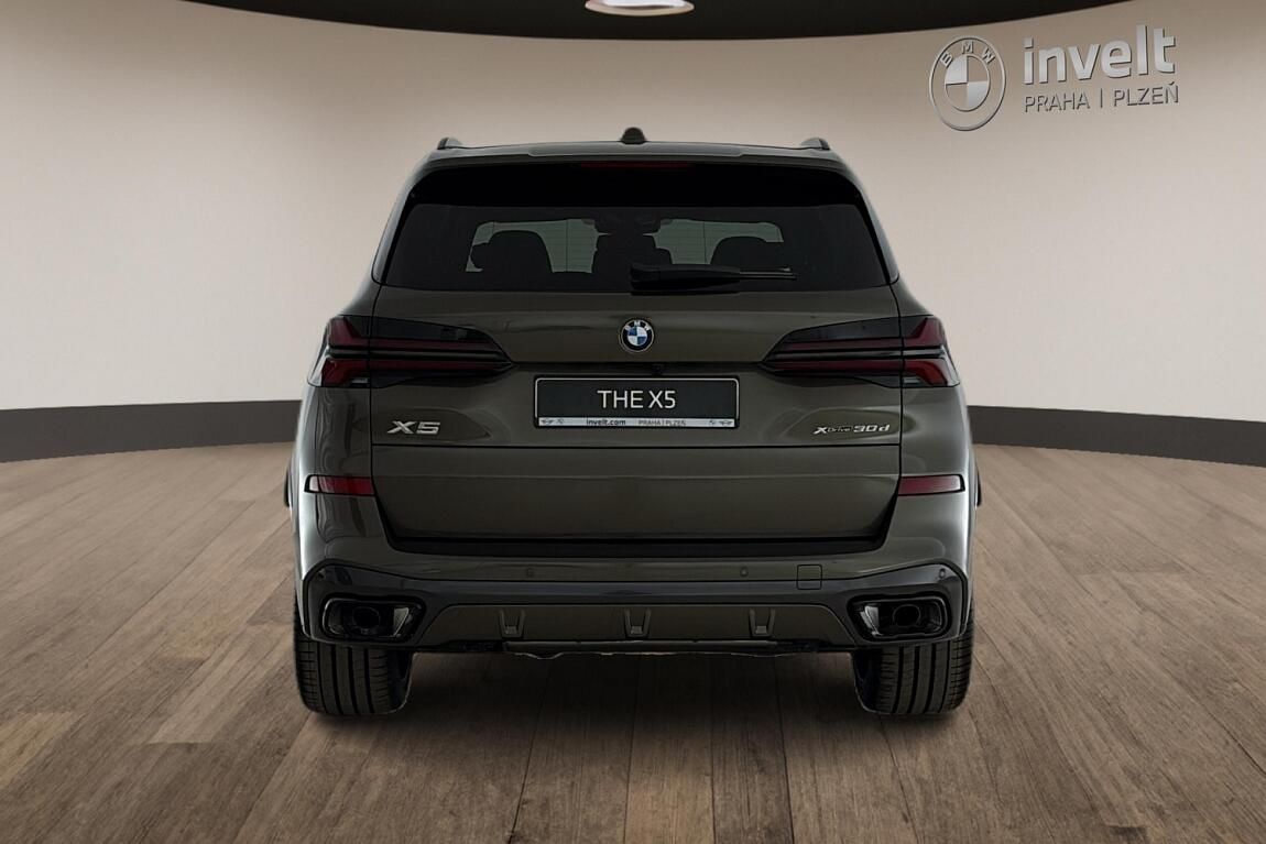 BMW X5, xDrive30d - fotka 4