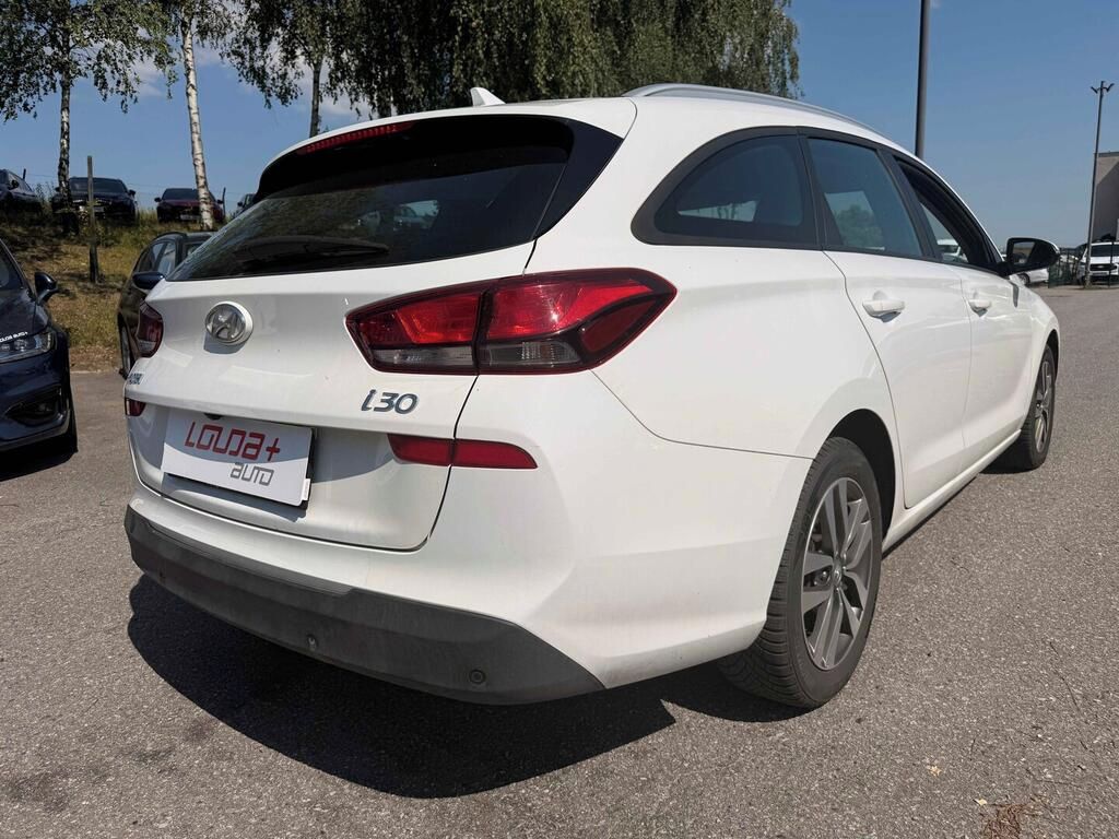 Hyundai i30, Komfort 1.0 T-GDi 88 kW - fotka 2