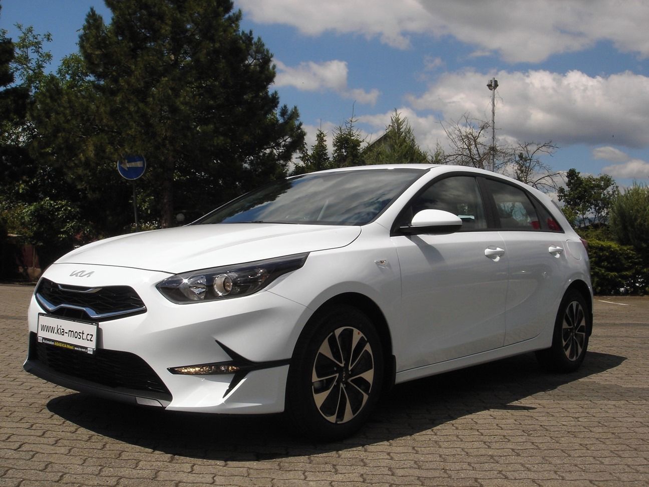 Kia Cee´d, 1.5 T-GDi SPIN 2025 SLEVA - fotka 4