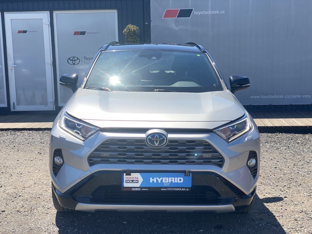 Toyota Rav4, 2.5HSD, ČR, Selection, 4x4 - fotka 3