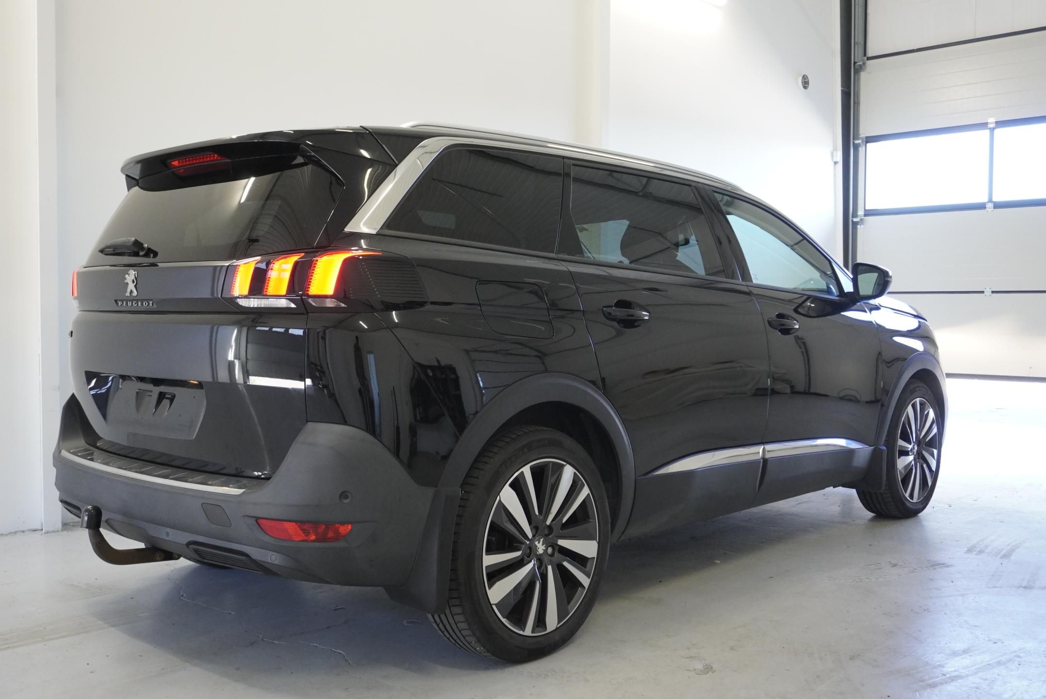 Peugeot 5008, 5008  1,2I 96 kW ALLURE 7 MÍST - fotka 5