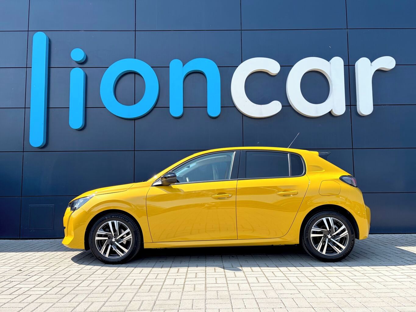 Peugeot 208, ALLURE, 100k, Automat 8st., ČR - fotka 4