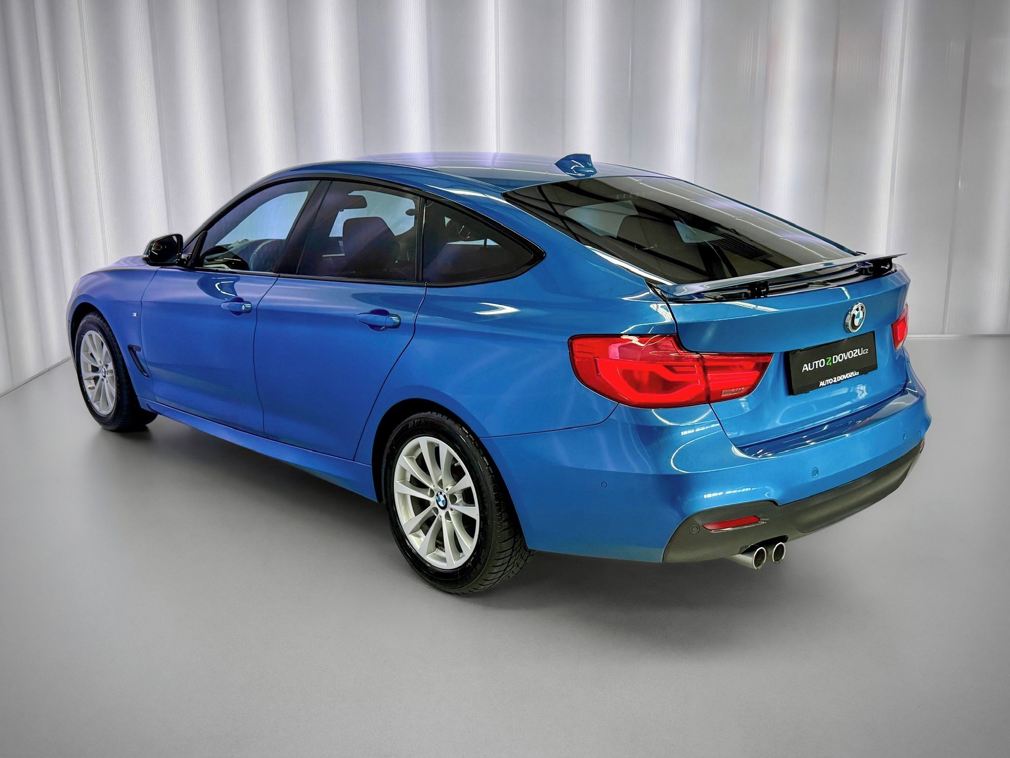 BMW Řada 3, 320d GT xDrive M-PAKET - fotka 5