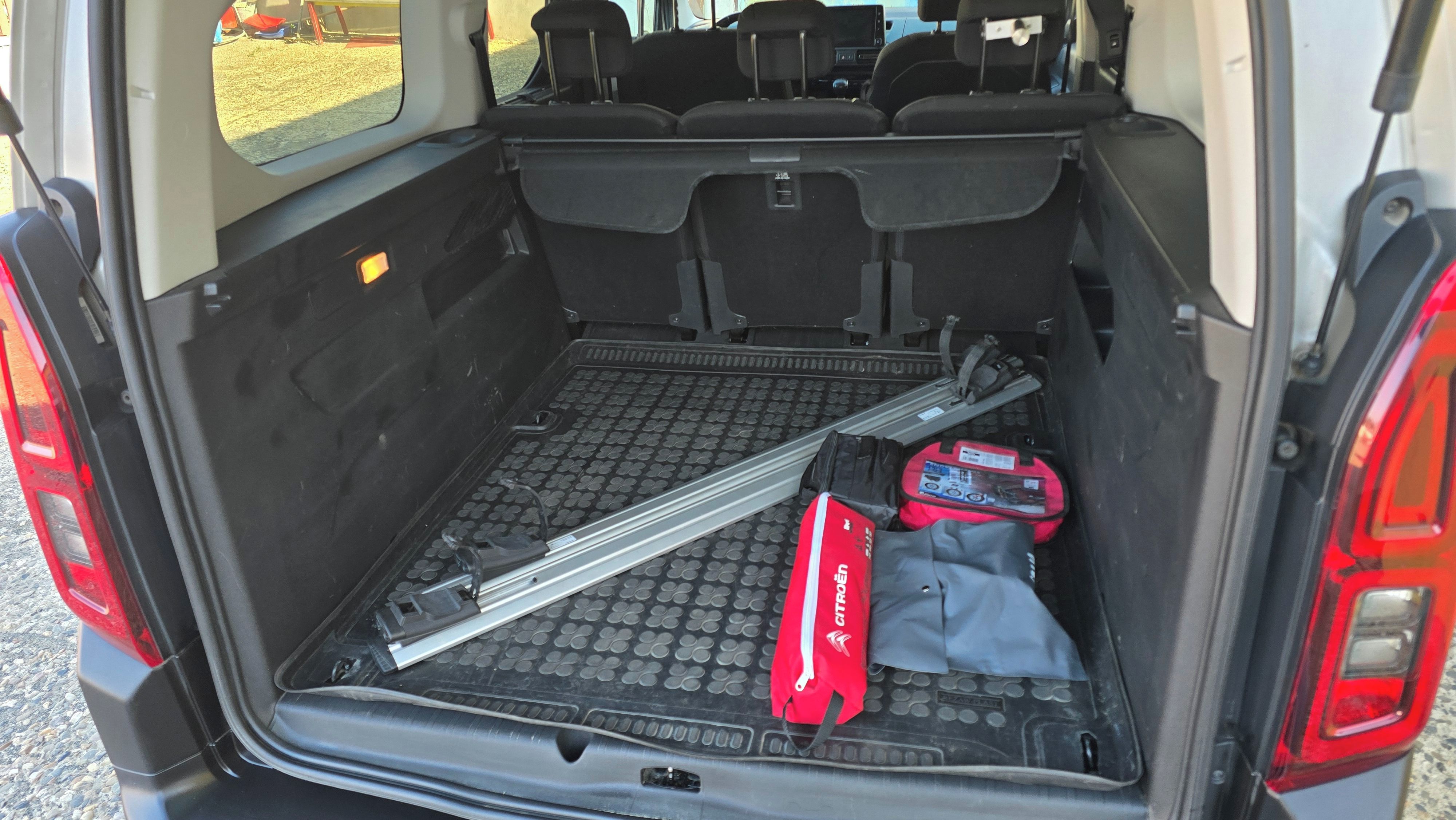 Citroën Berlingo, 1.5 BlueHDi, Long, Webasto - fotka 3