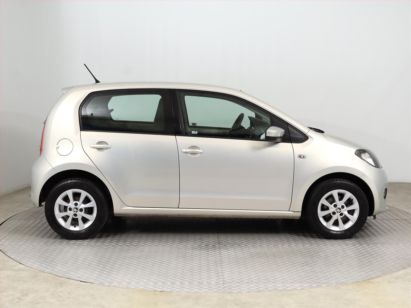 Škoda Citigo, 1.0 MPI, Automat, Klima - fotka 6