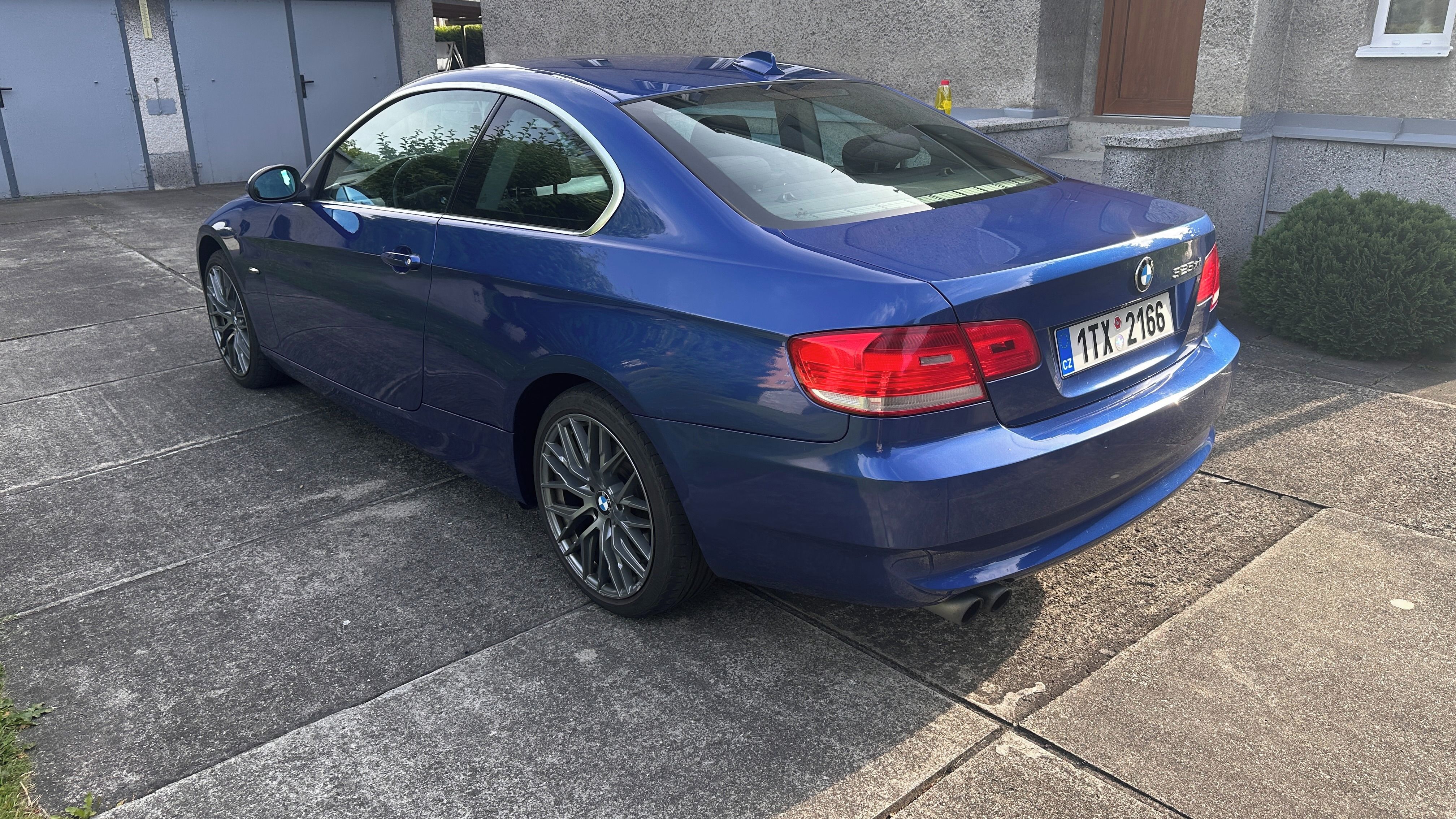 BMW Řada 3, BMW E92 325xi 160kW manual - fotka 4