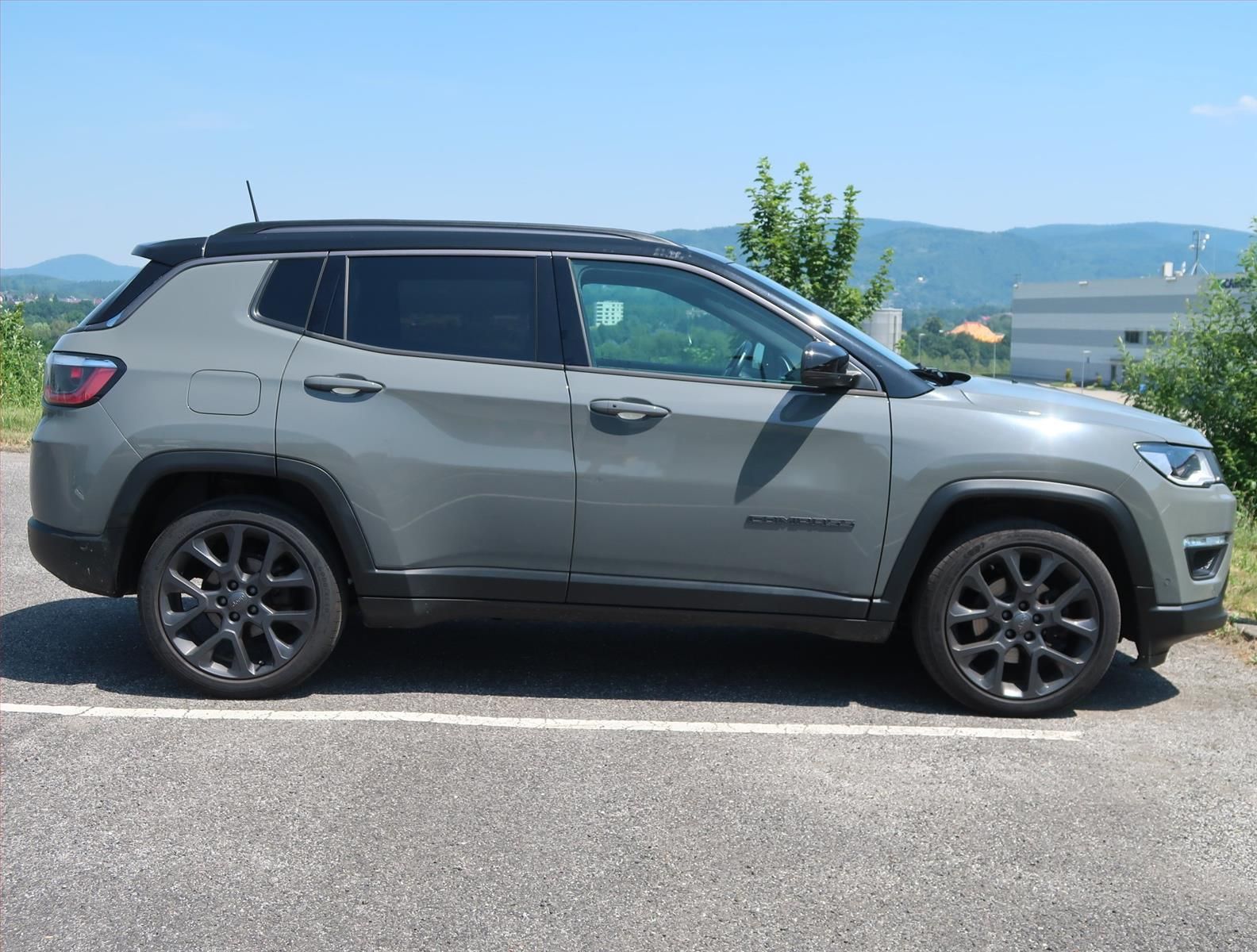 Jeep Compass, 1.3 T-GDI, Automat, Serv.kniha - fotka 6