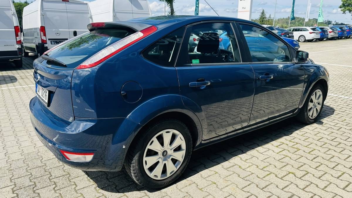 Ford Focus, 1,4 16V 59kW MT5/0216 - fotka 4