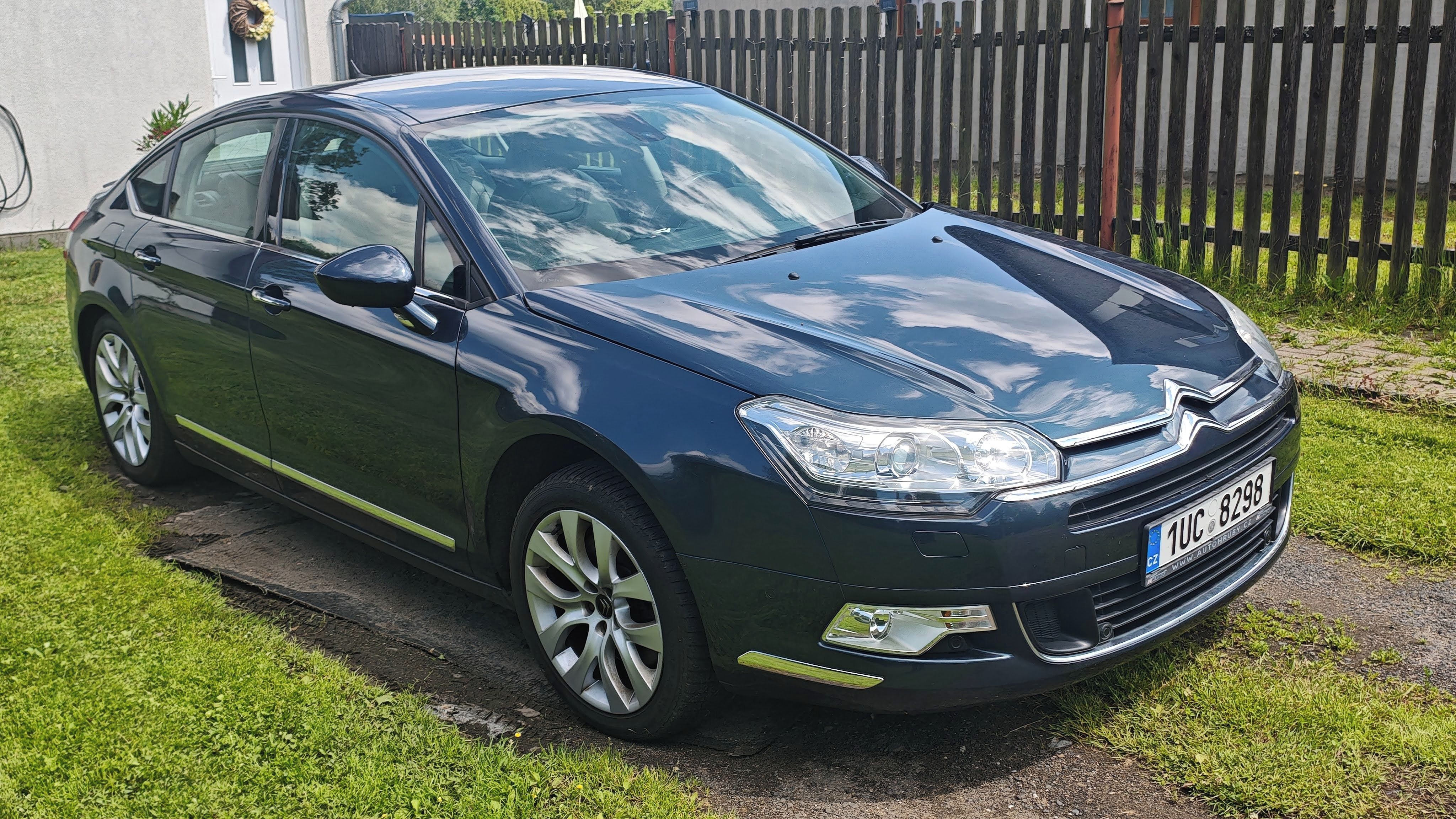 Citroën C5, Citroën C5 Executive 2.2 HDi - fotka 3