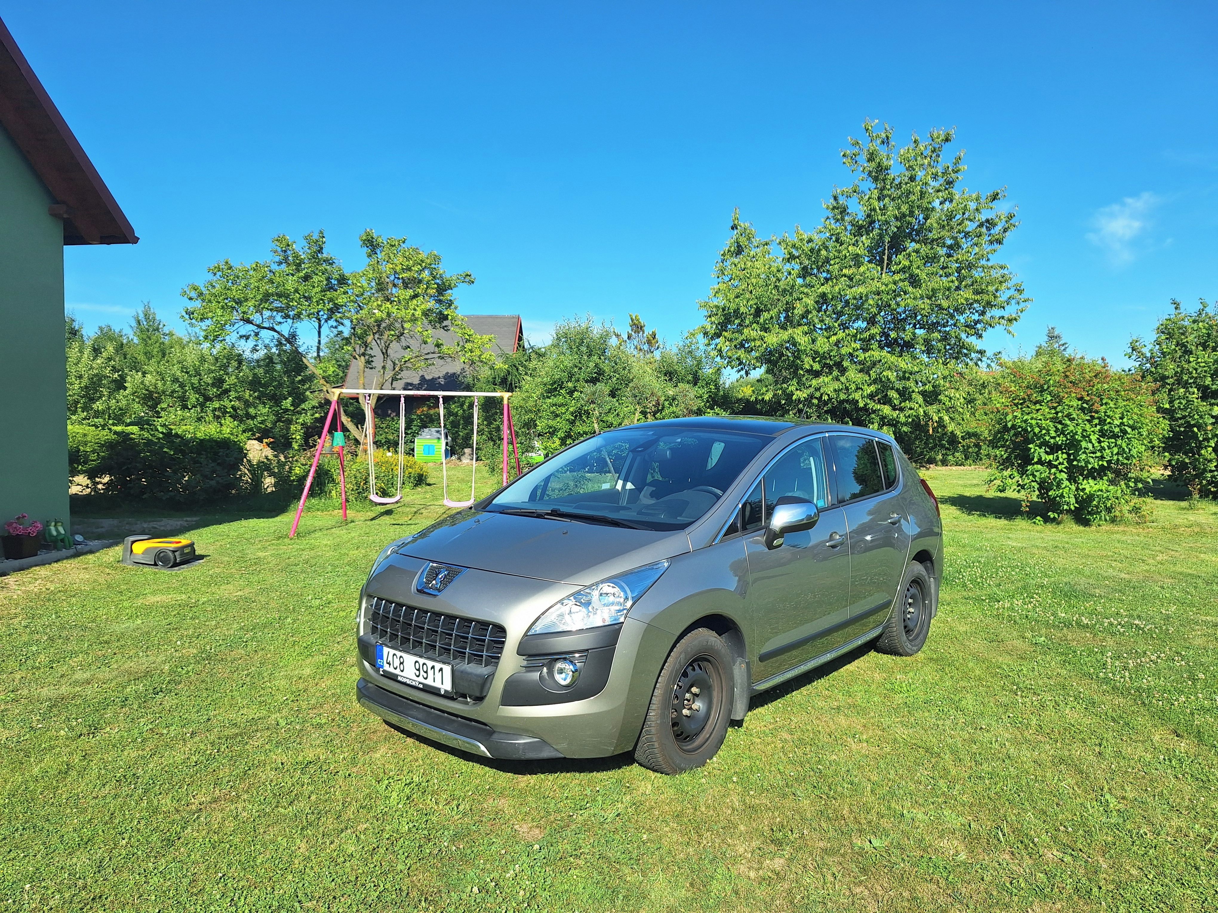 Peugeot 3008, 1.6 THP - servisováno - fotka 2