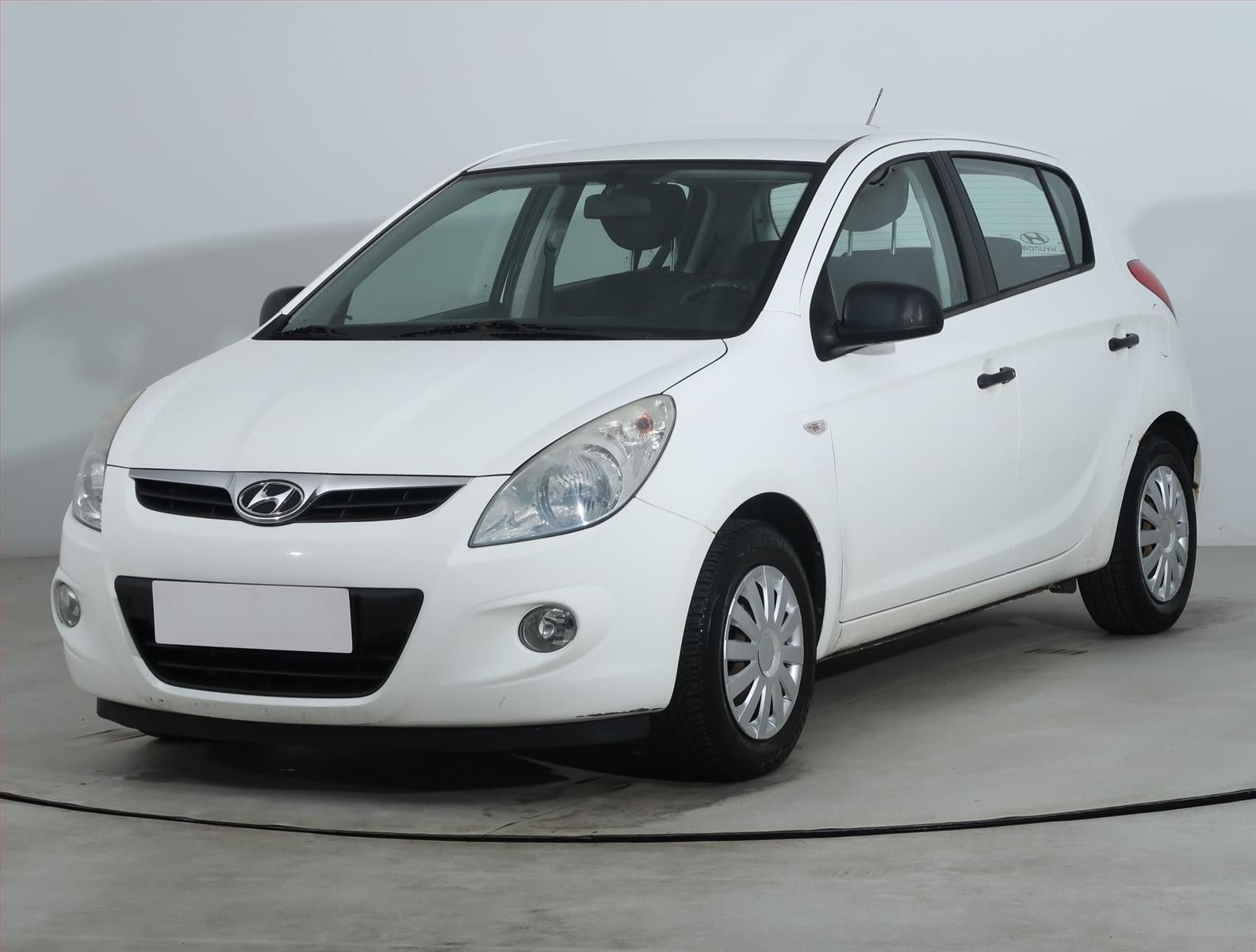Hyundai i20, 1.2, po STK, levný provoz - fotka 2