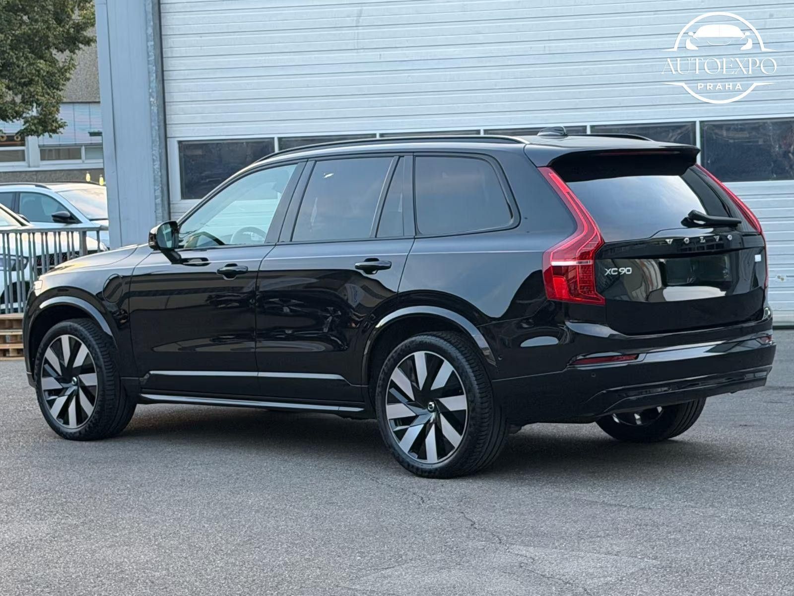 Volvo XC90, T8 Ultra Dark*PANORAMA*Massage - fotka 3