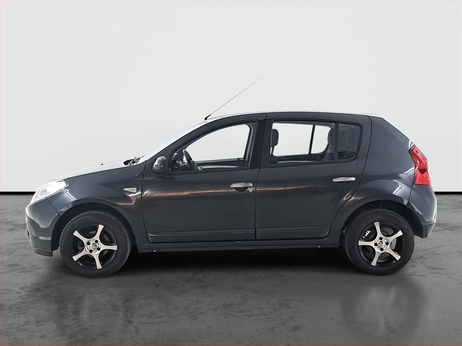 Dacia Sandero, 1.5 dCi, Ambiance, Serv.kniha - fotka 3