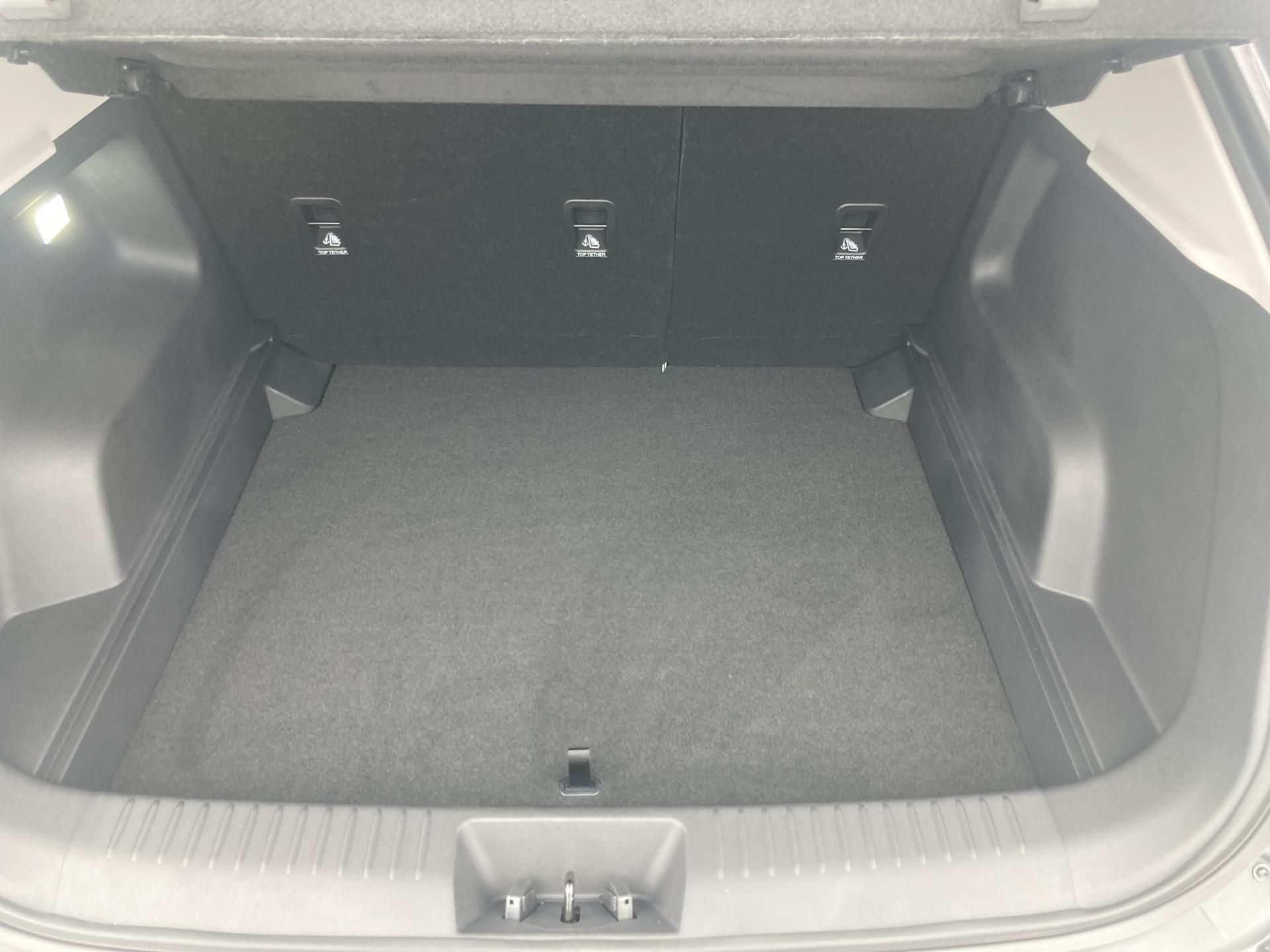 Omoda 5, HEV Premium 1.5 TGDi - fotka 3